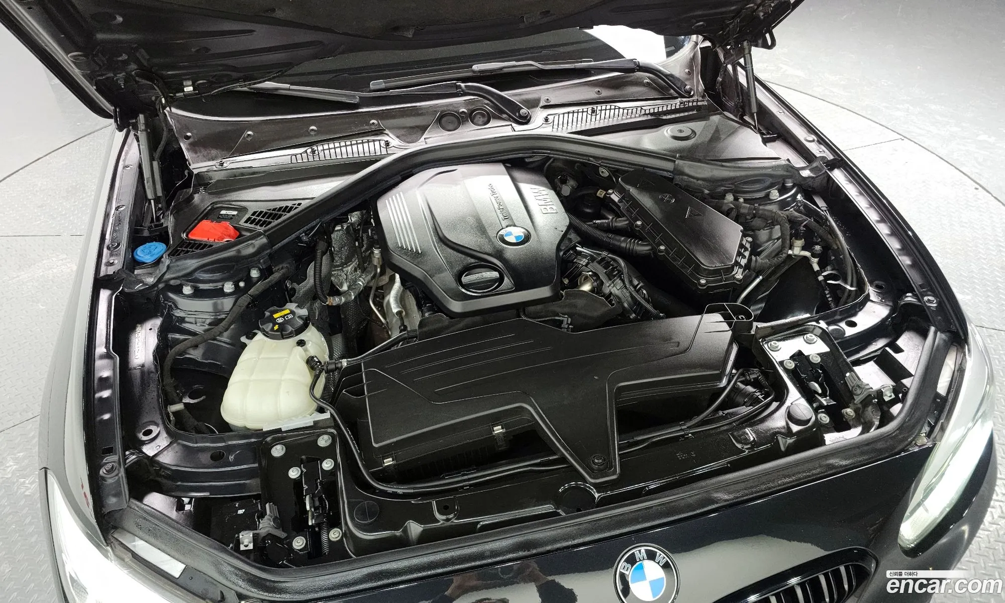 BMW 1 Series 2018 WBA1S5102J5L17239 — 11