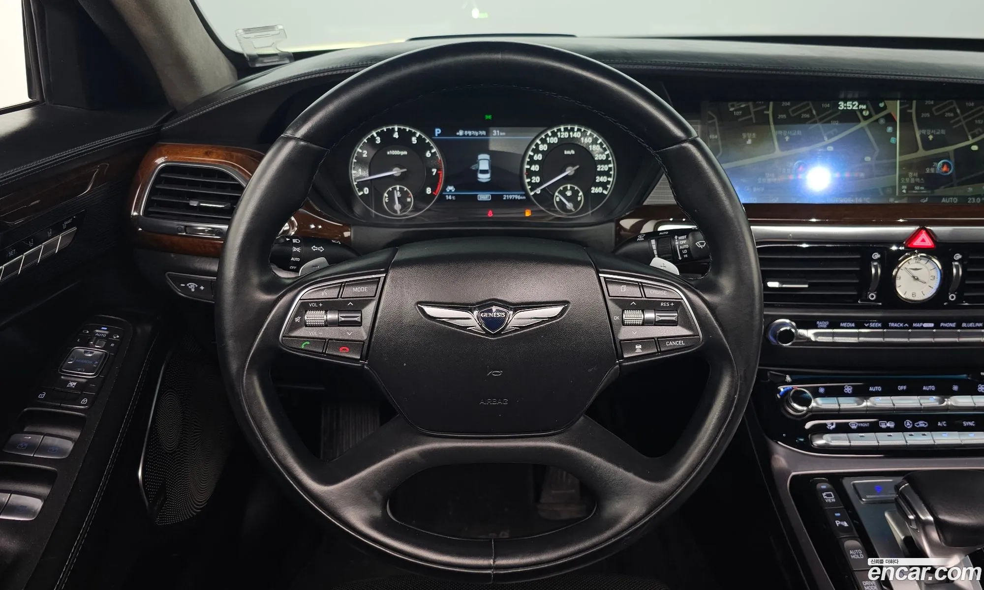 Genesis EQ900 2017 — 19