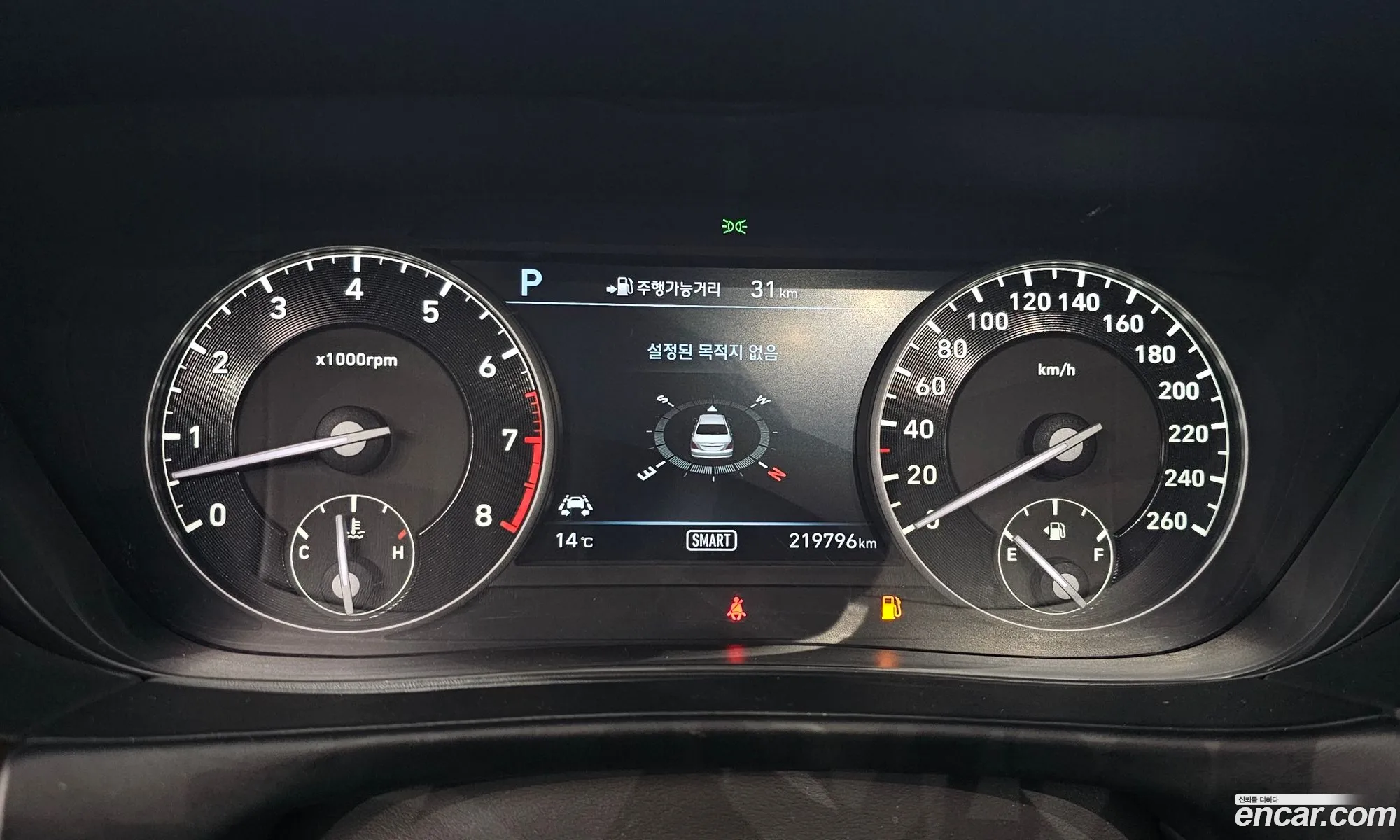 Genesis EQ900 2017 — 16
