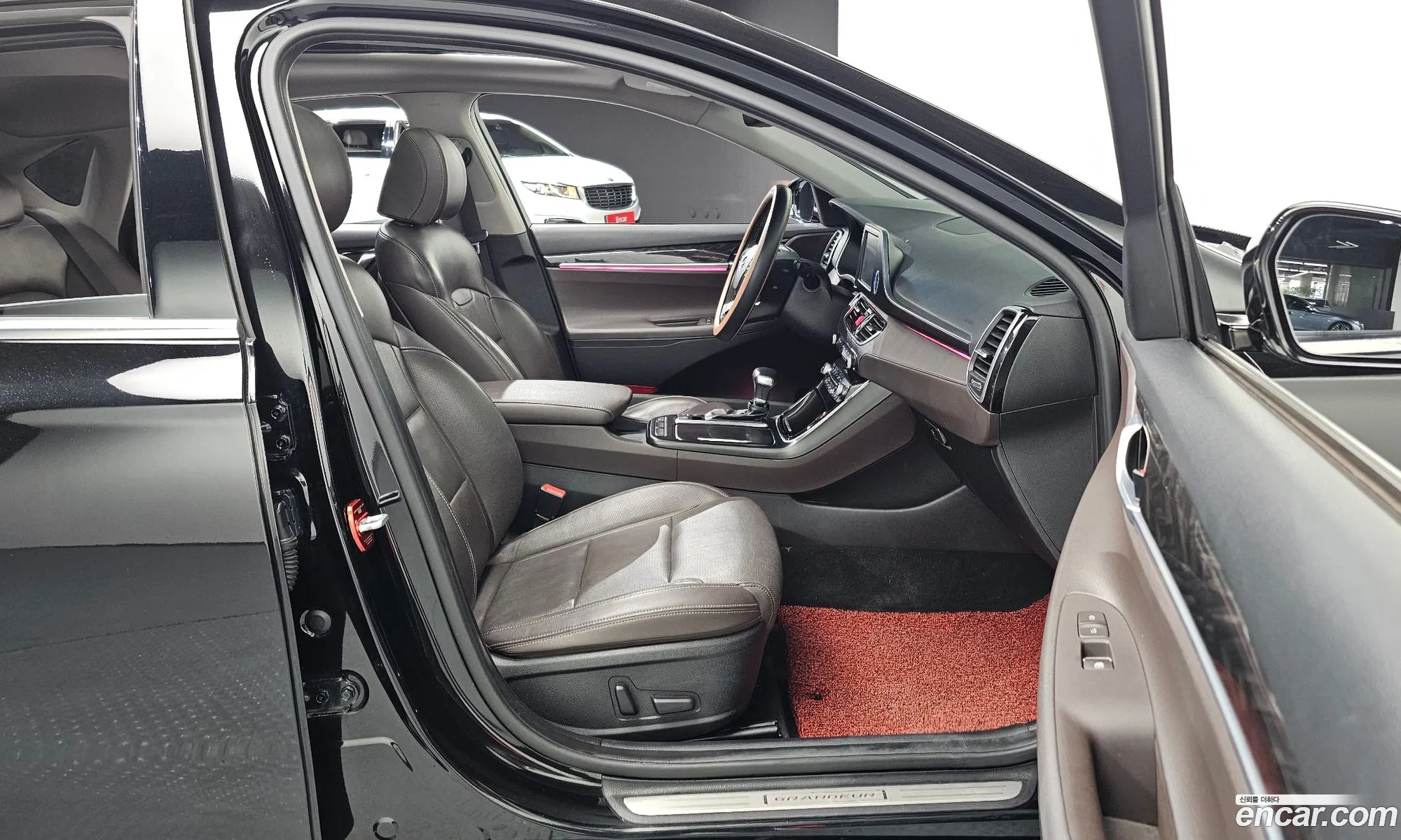 Hyundai Grandeur IG 2016 — 17