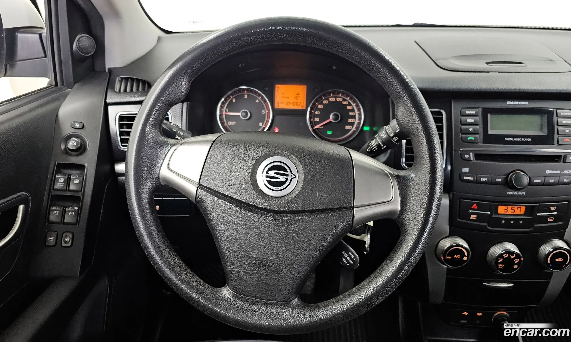 KG Mobility (SsangYong) Korando C 2012 — 17