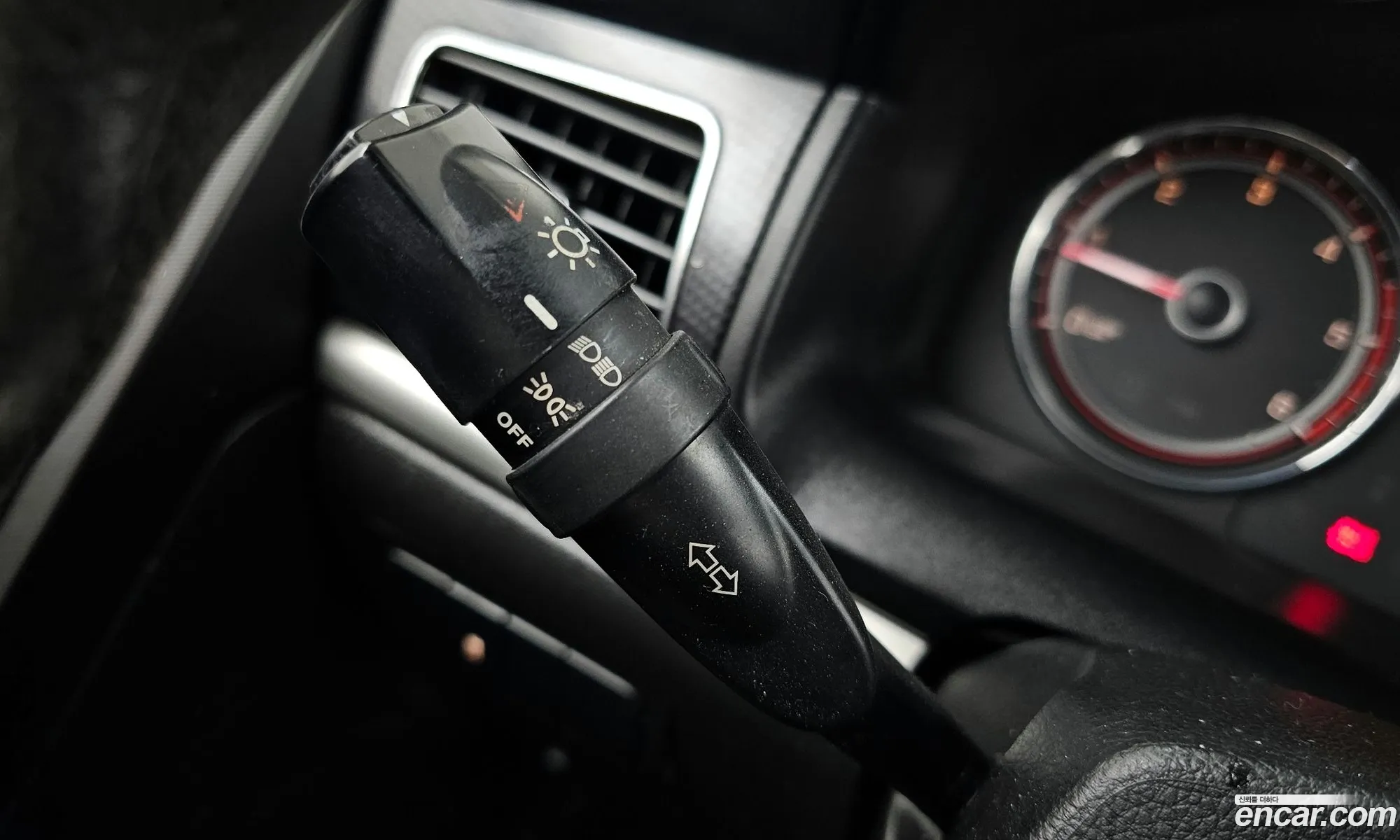 KG Mobility (SsangYong) Korando C 2012 — 9