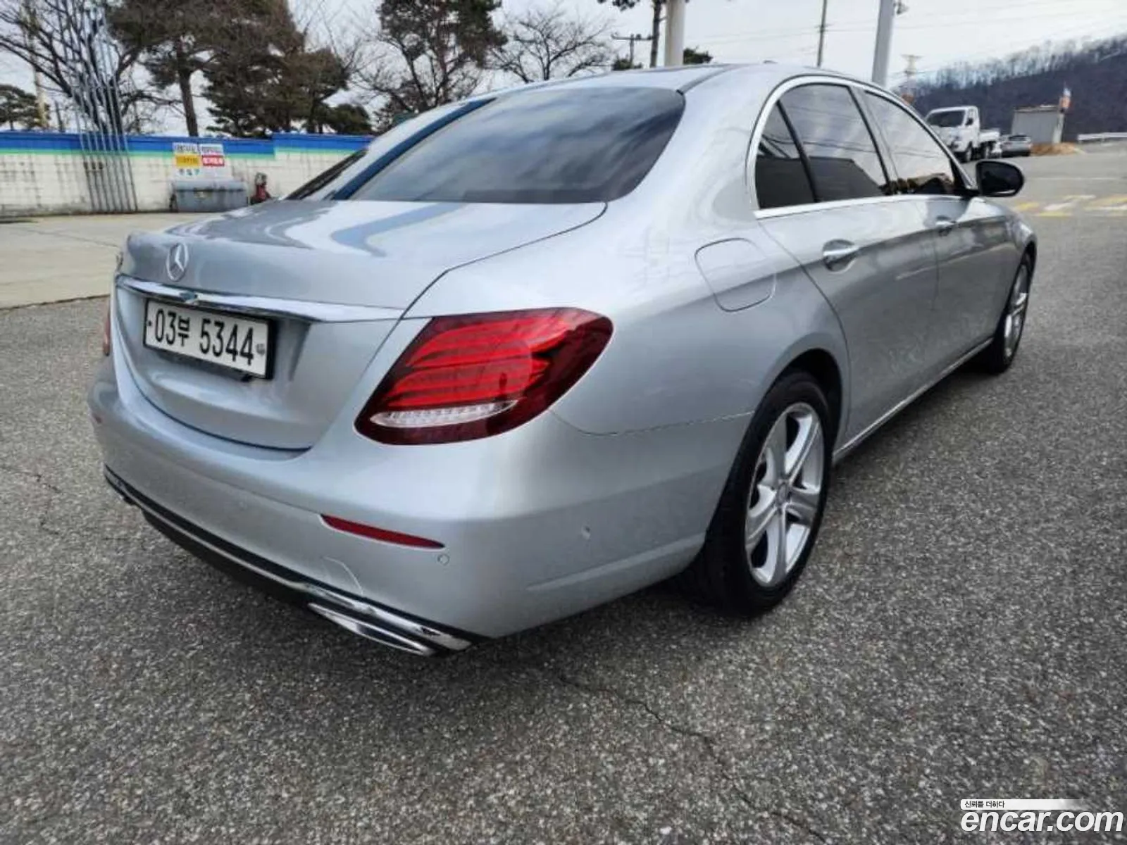 Mercedes-Benz E-Class W213 2017 — 7
