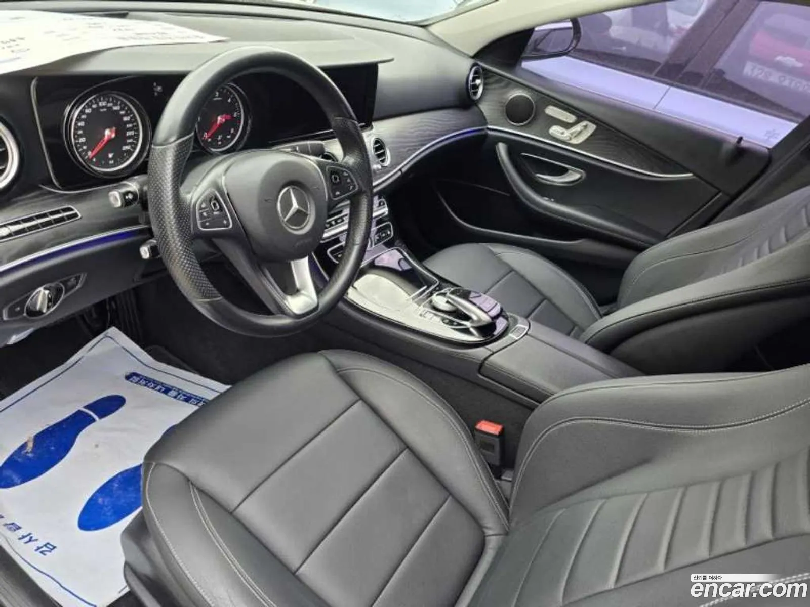 Mercedes-Benz E-Class W213 2017 — 19