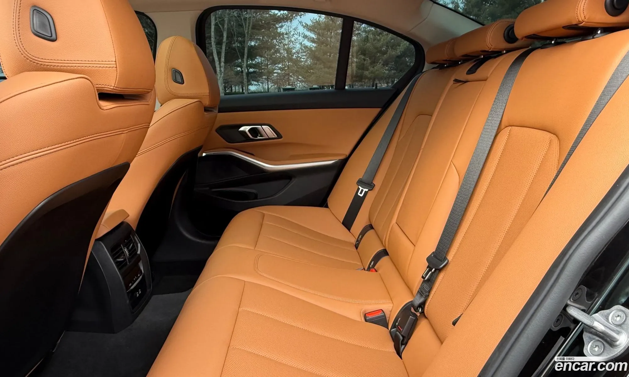 BMW 3 Series 2025 — 10