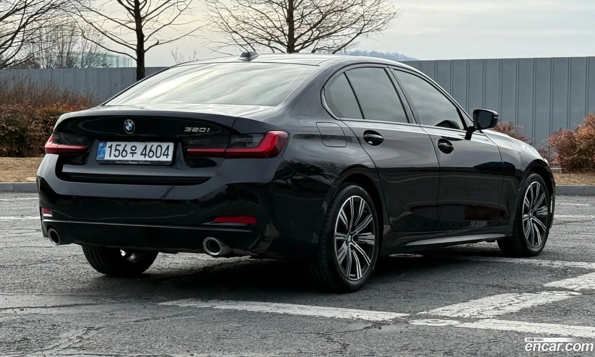 BMW 3 Series 2025 — 12