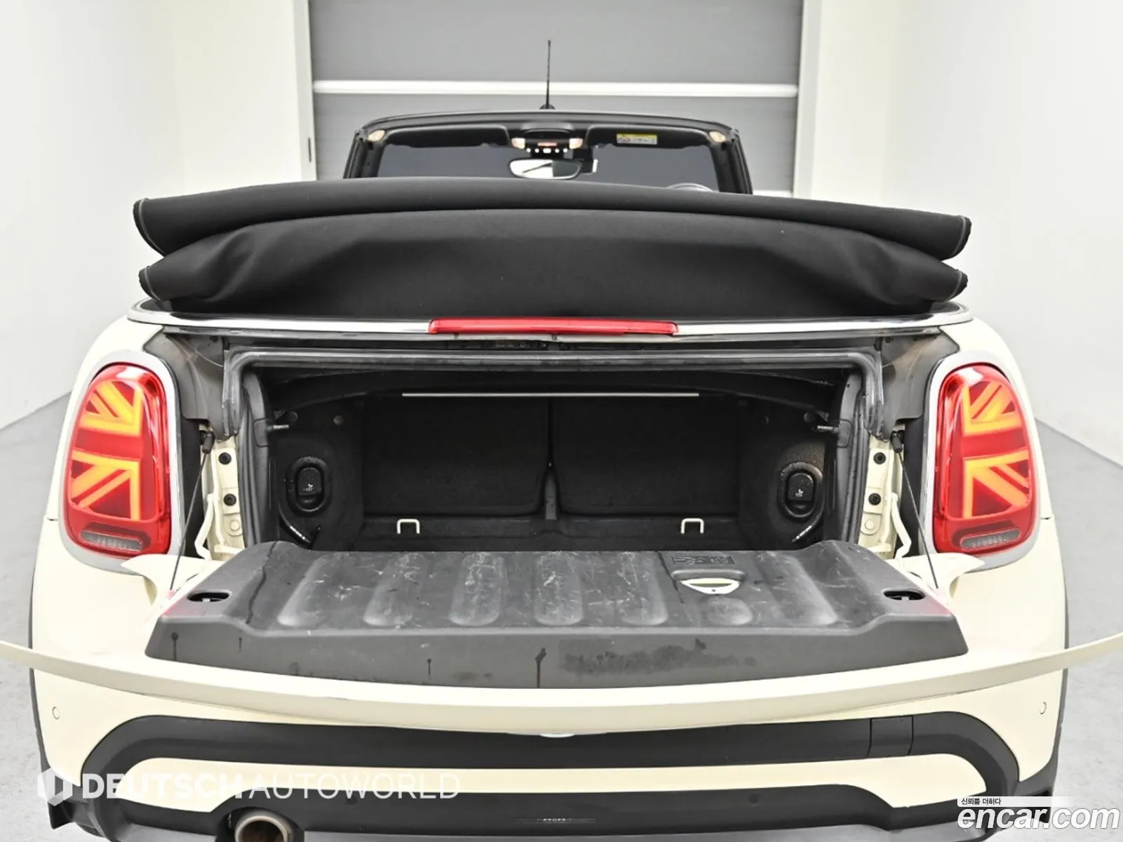 Mini Cooper Convertible 2022 WMW31DL05N3N97002 — 8