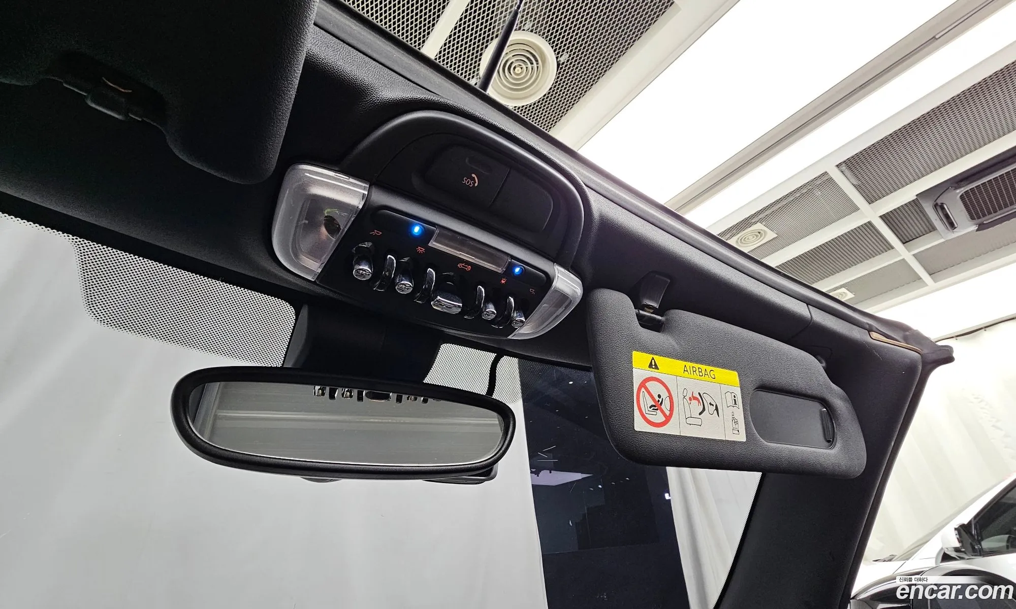 Mini Cooper Convertible 2022 WMW31DL05N3N97002 — 19