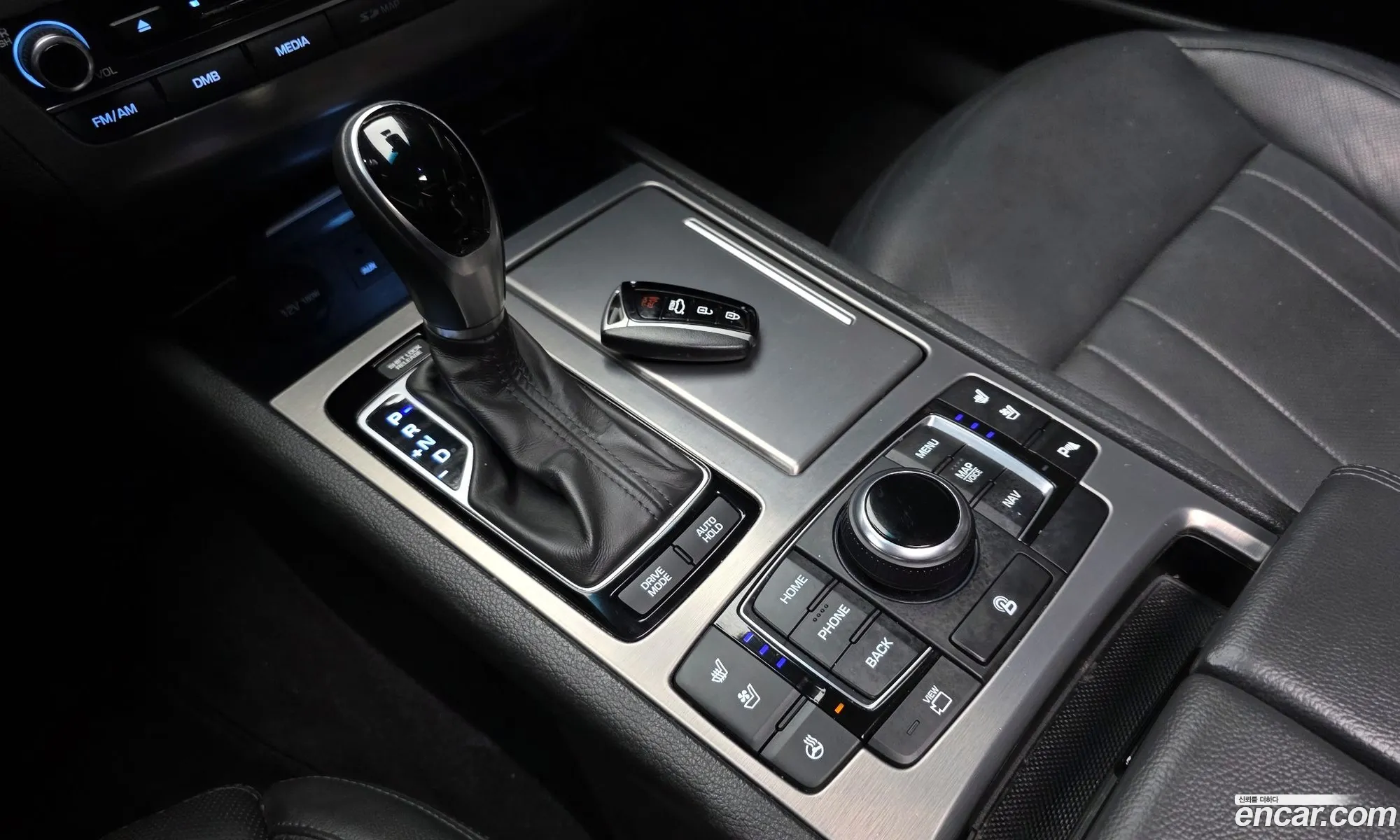 Hyundai Genesis DH 2015 — 18