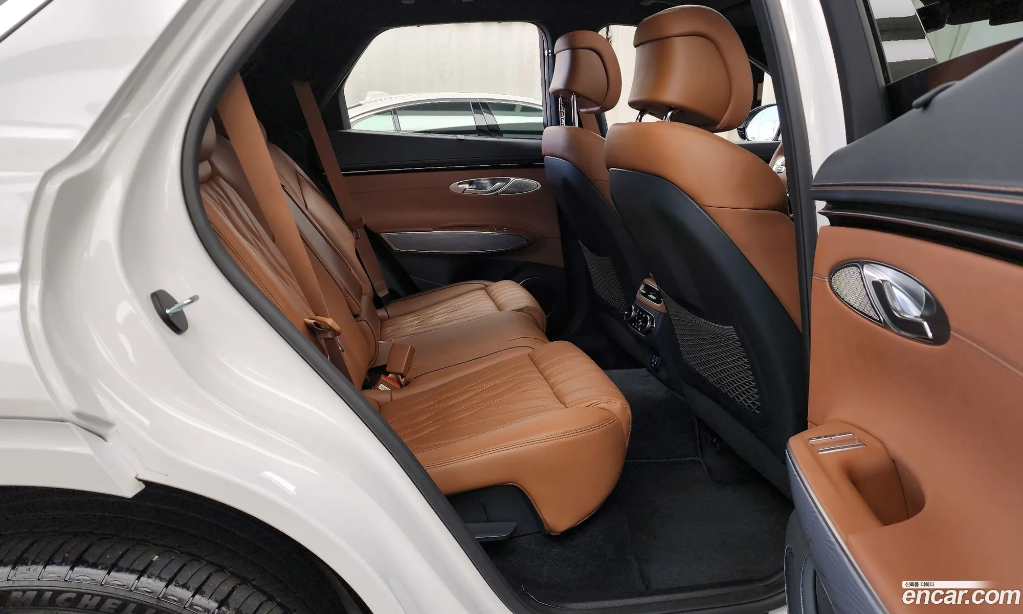 Genesis GV70 2023 — 15