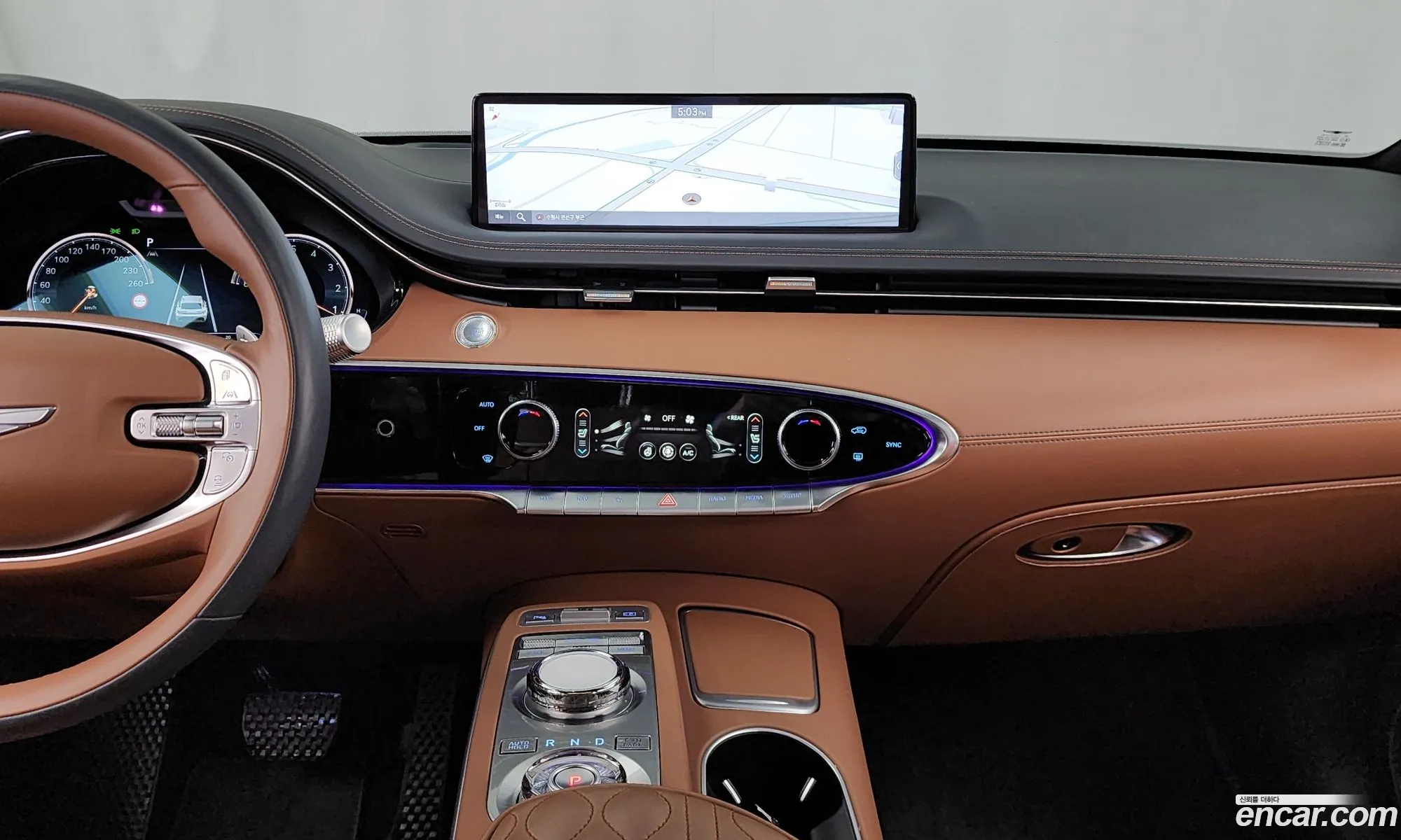 Genesis GV70 2023 — 12