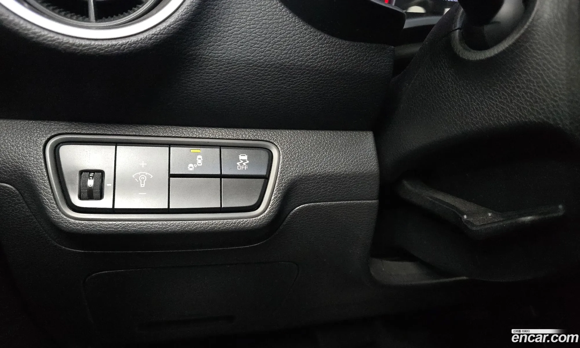 Kia K3 2018 — 10
