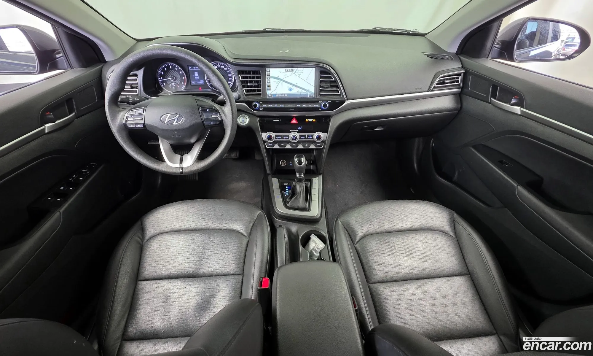 Hyundai Elantra AD