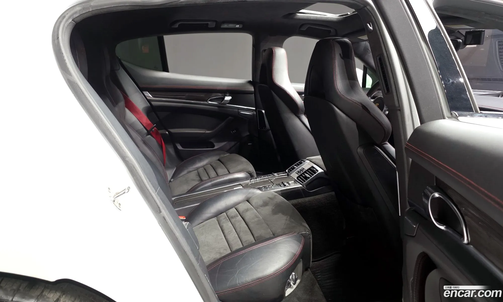 Porsche Panamera 2012 WP0AF2971DL075907 — 2