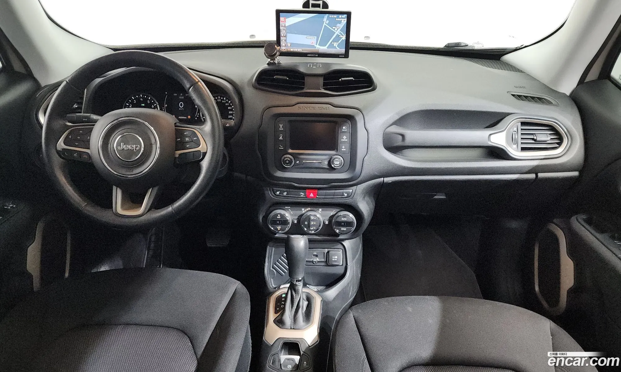 Jeep Renegade 2015 — 13
