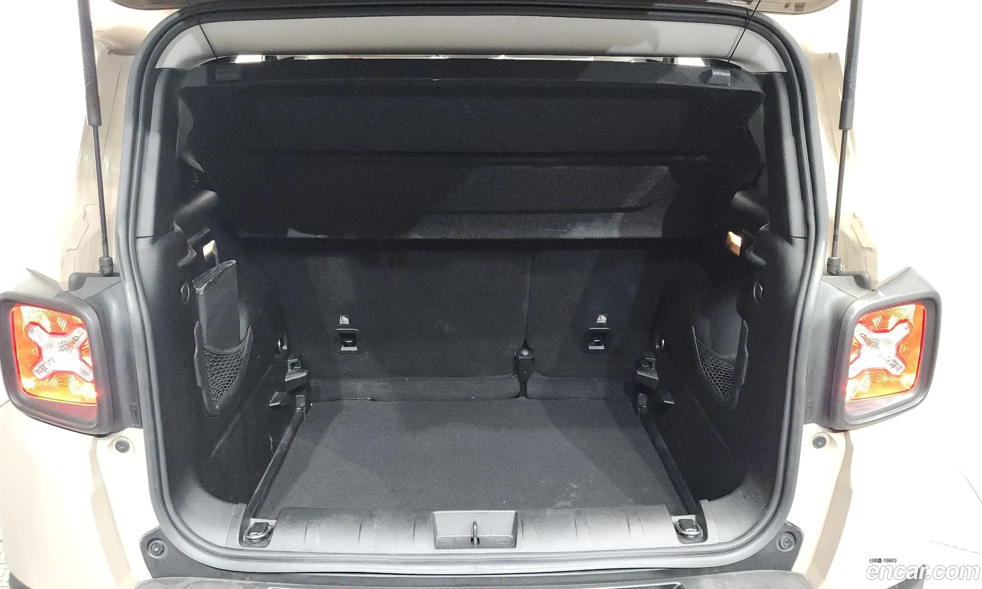 Jeep Renegade 2015 — 17