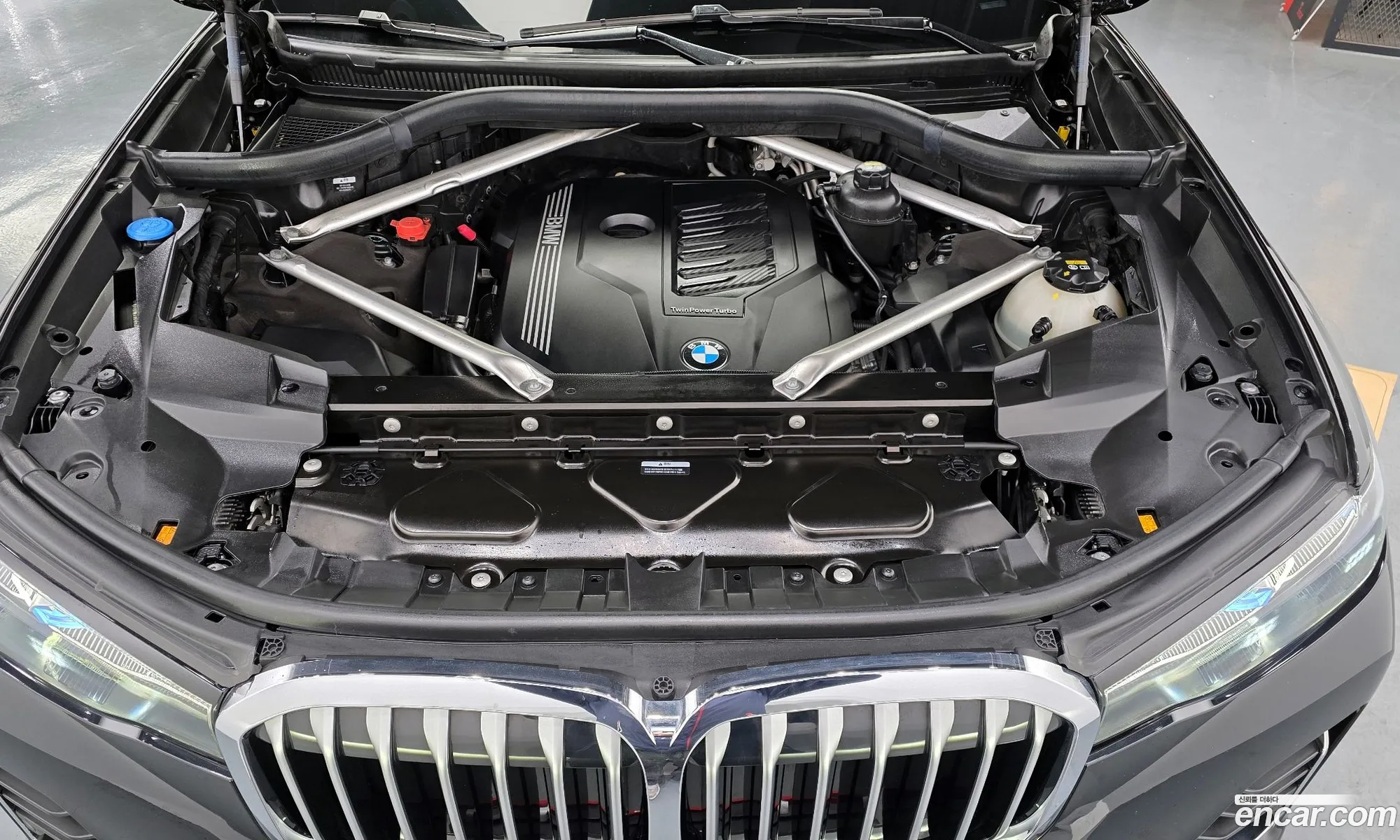 BMW X7 2022 WBACW2102N9K69672 — 8