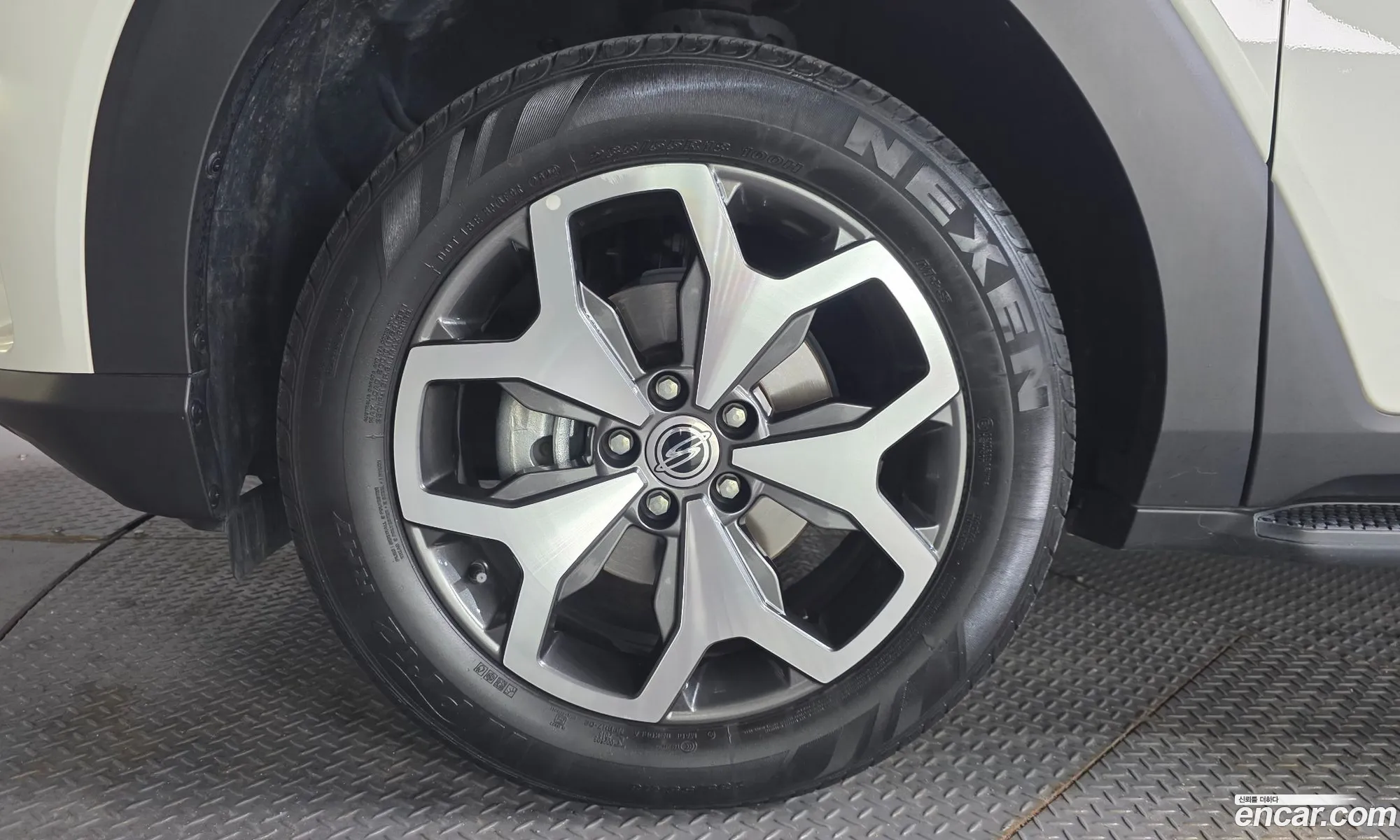 KG Mobility (SsangYong) Torres 2022 — 11