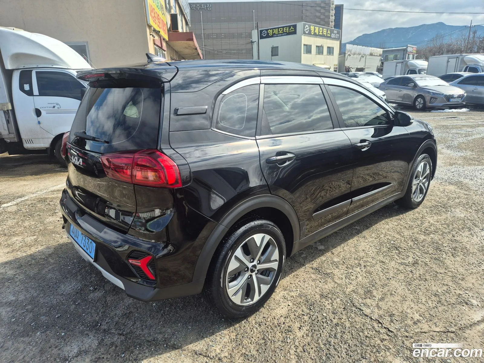 Kia Niro Plus 2022 — 10