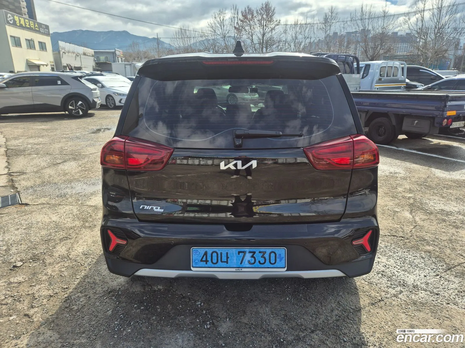 Kia Niro Plus 2022 — 17