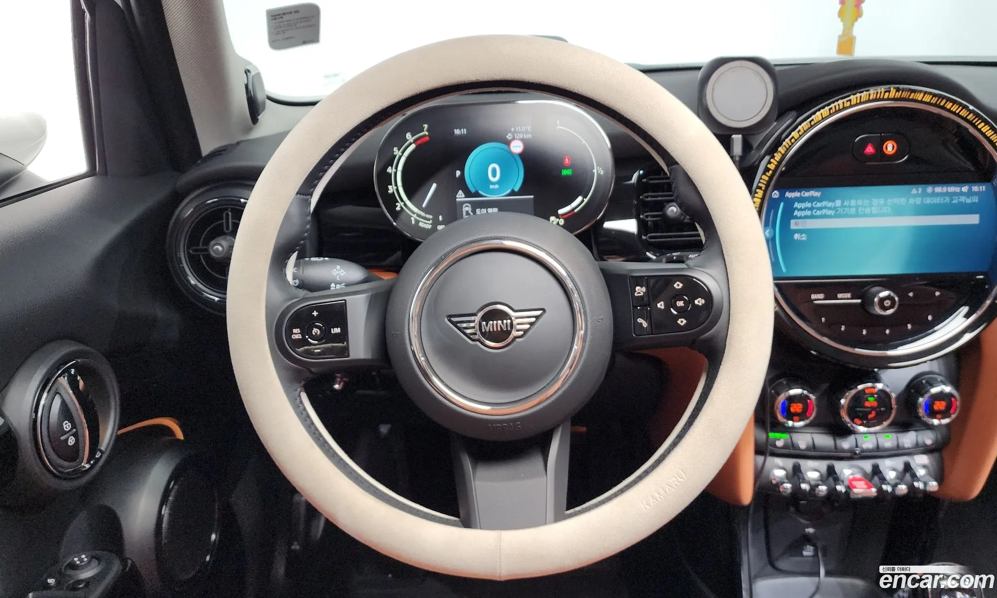 Mini Cooper S 2023 — 16