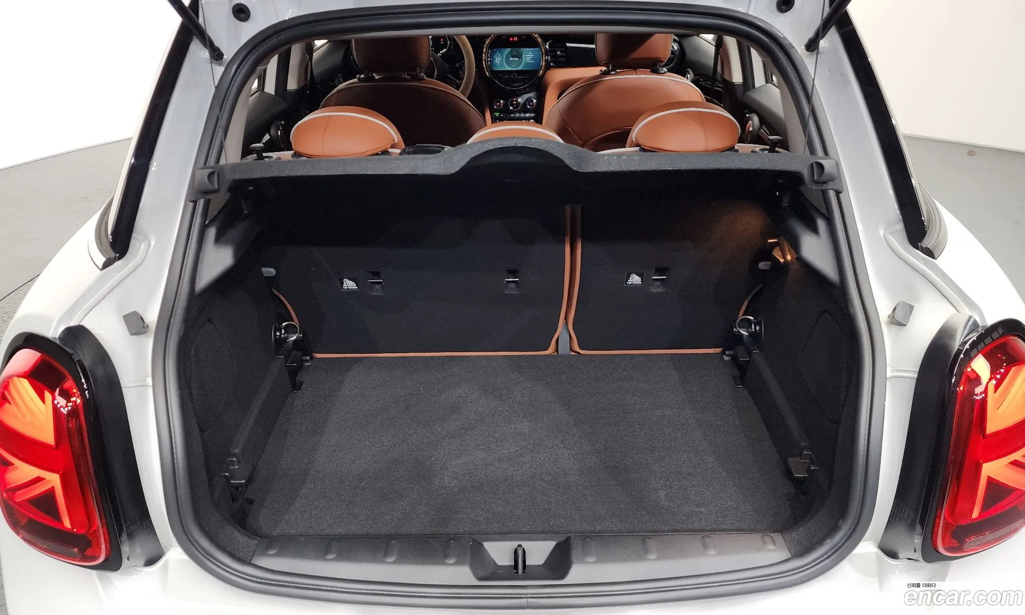 Mini Cooper S 2023 — 17