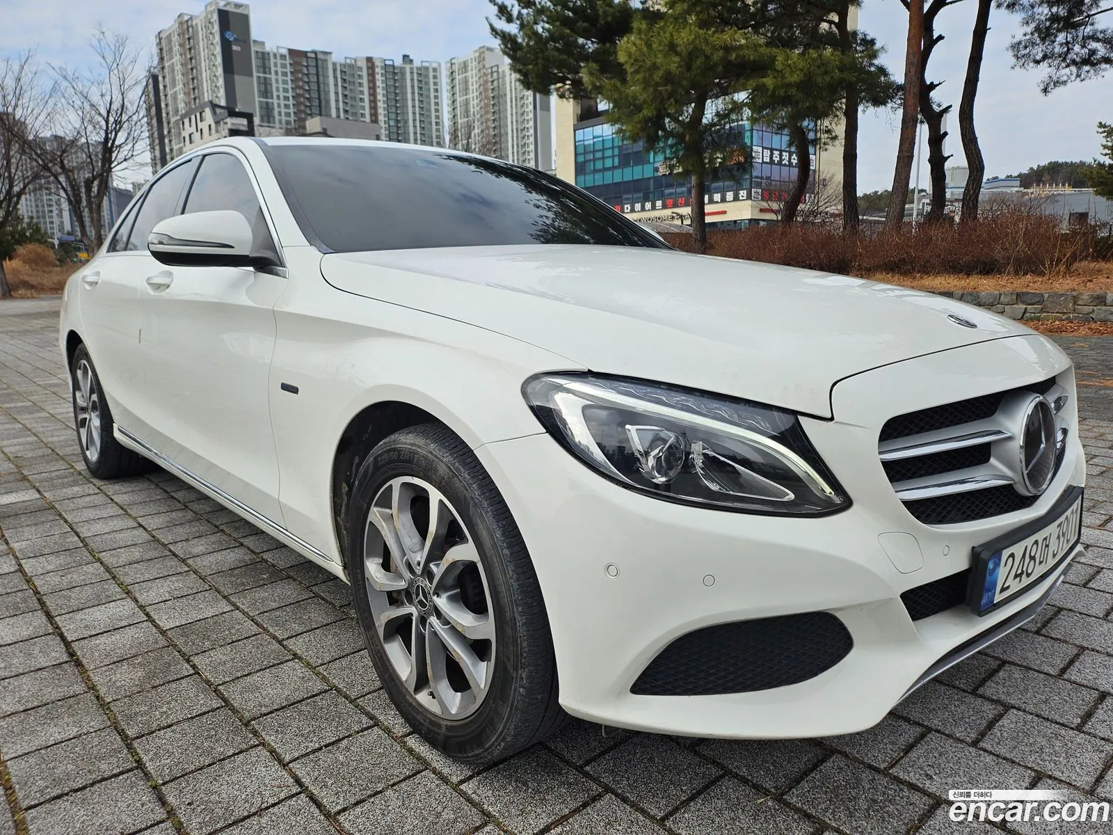 Mercedes-Benz C-Class W205 2018 — 16