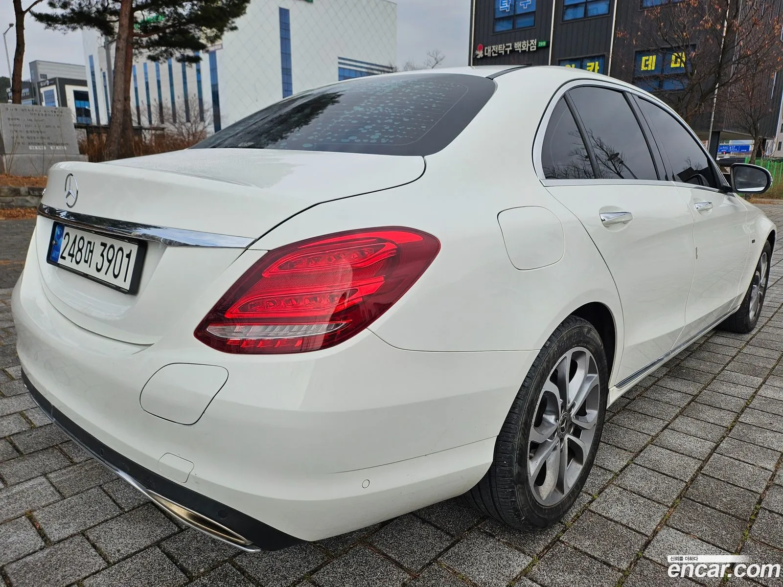 Mercedes-Benz C-Class W205 2018 — 13