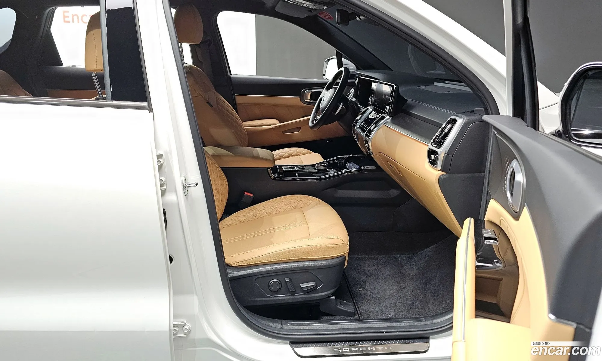 Kia Sorento 2021 KNARM81FHMA115518 — 10