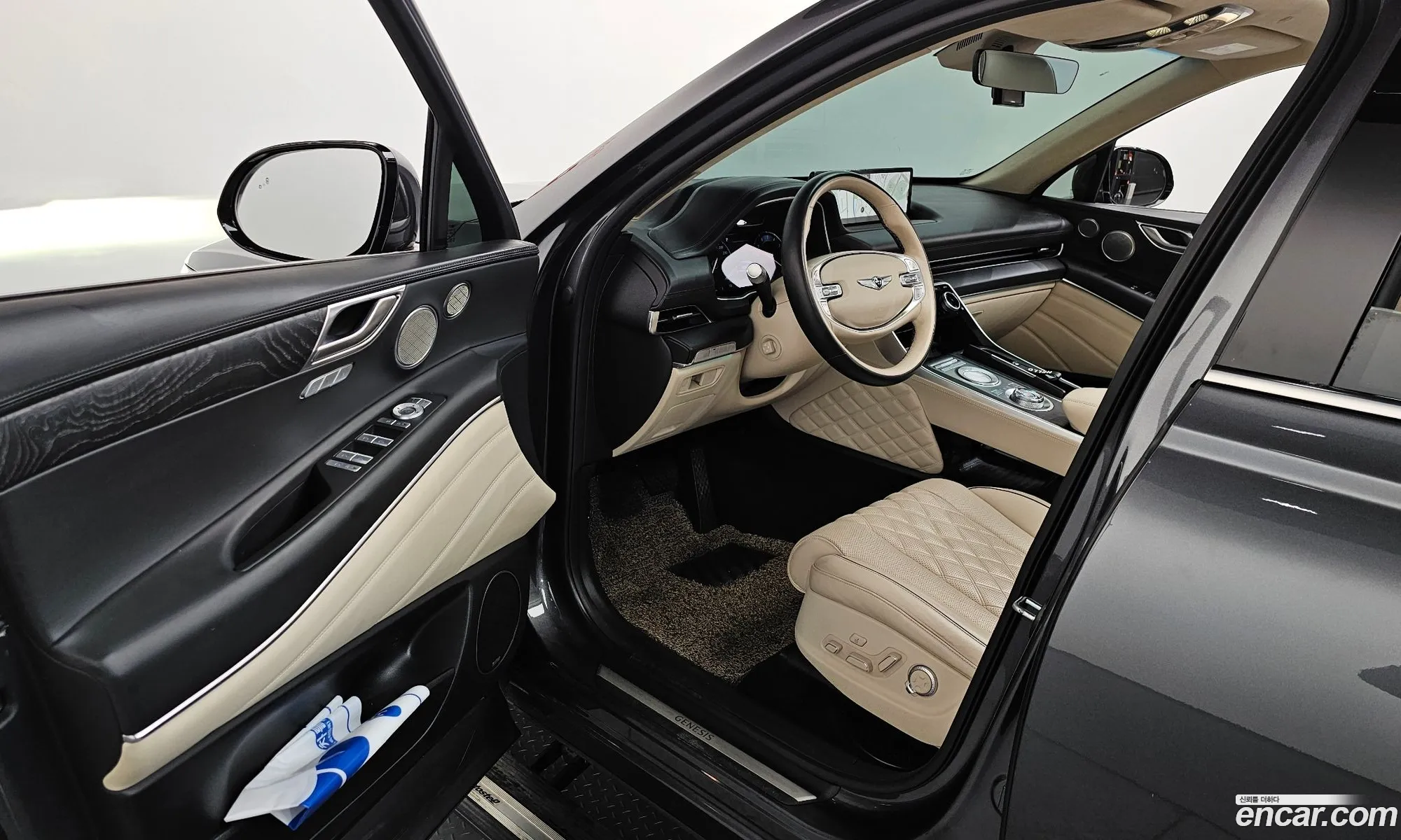 Genesis GV80 2020 KMTHC81CDLU014540 — 2