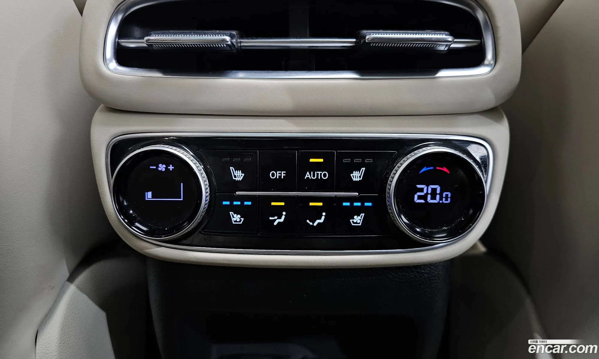 Genesis GV80 2020 KMTHC81CDLU014540 — 8