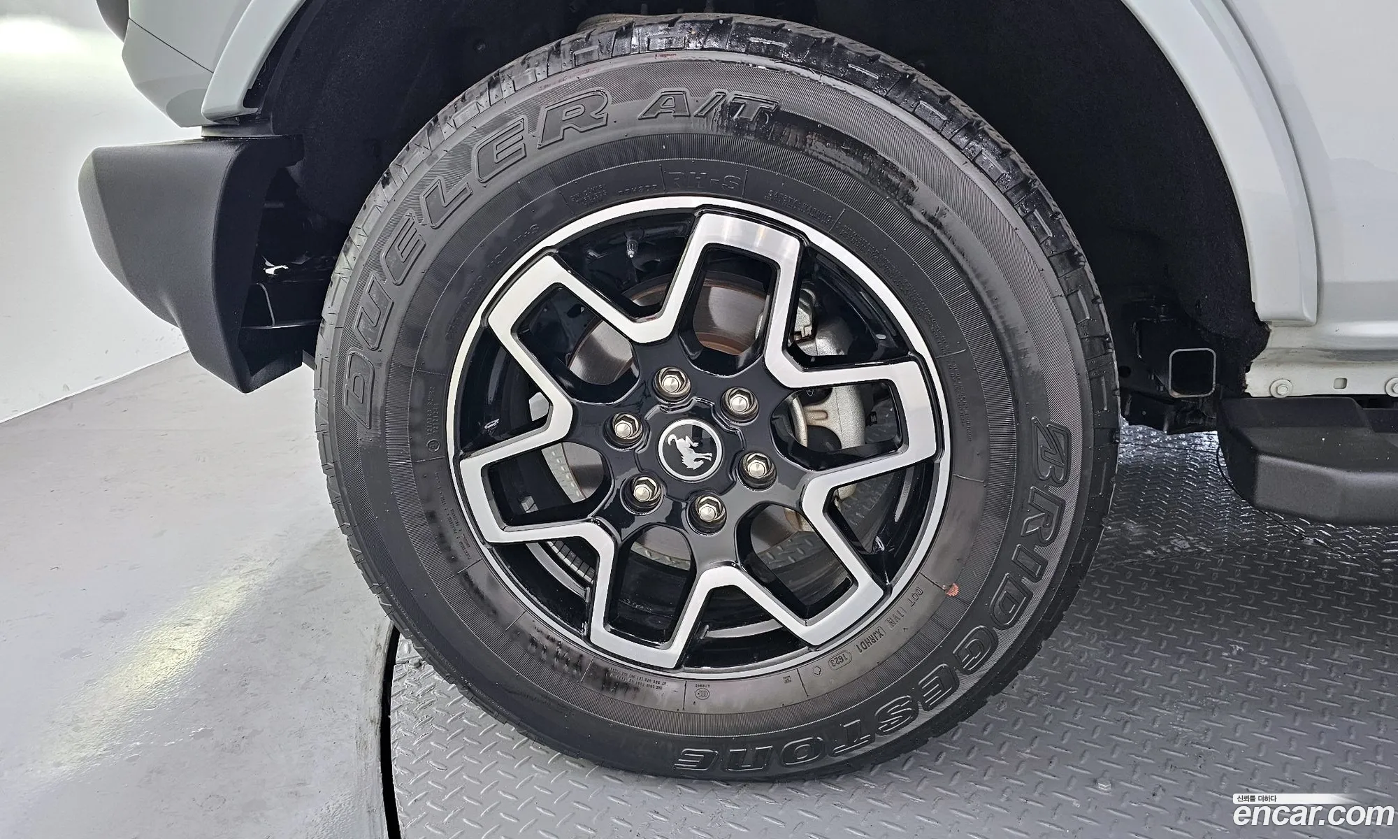 Ford Bronco 6th Gen 2023 1FMEE5DP6PLB48654 — 13