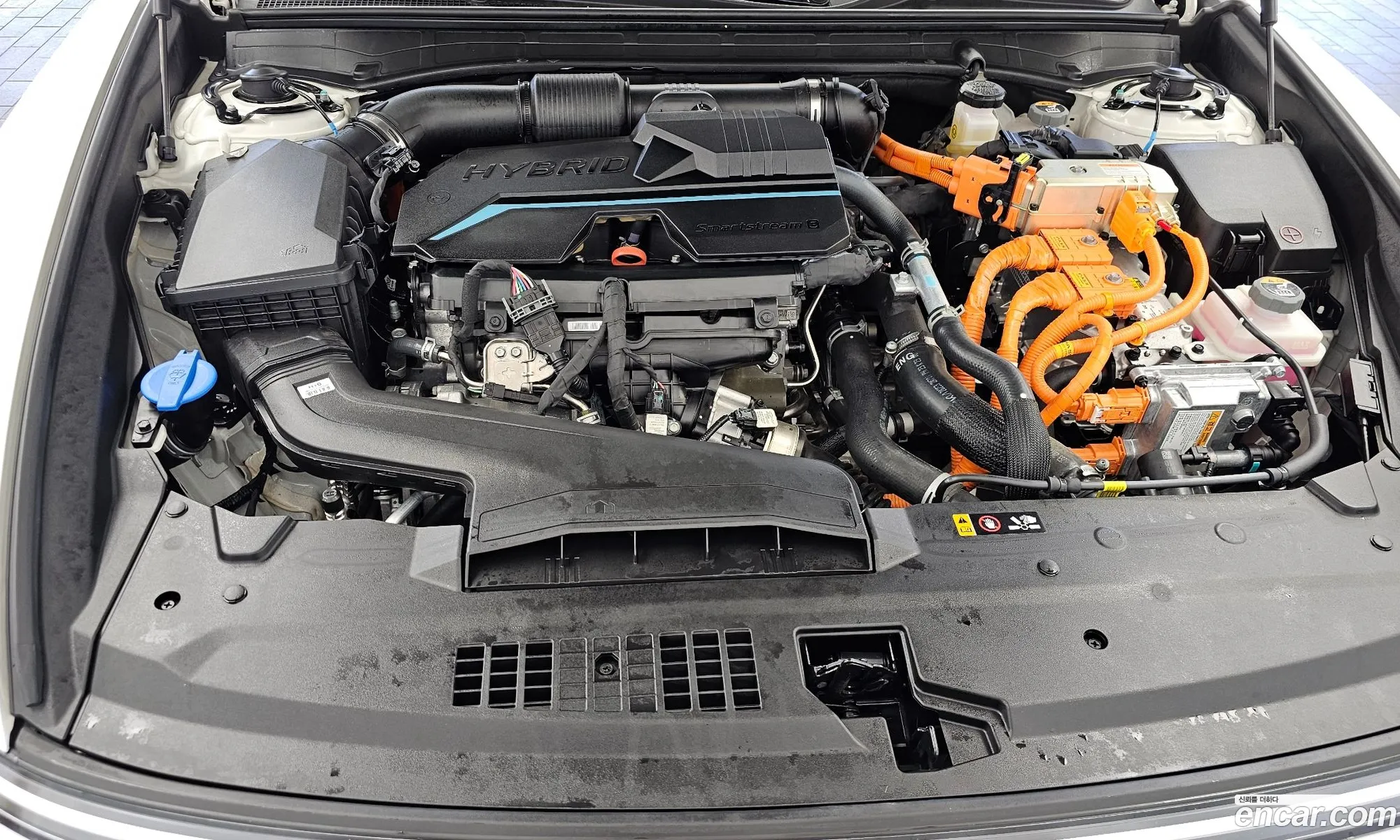 Hyundai Grandeur Hybrid 2024 — 19