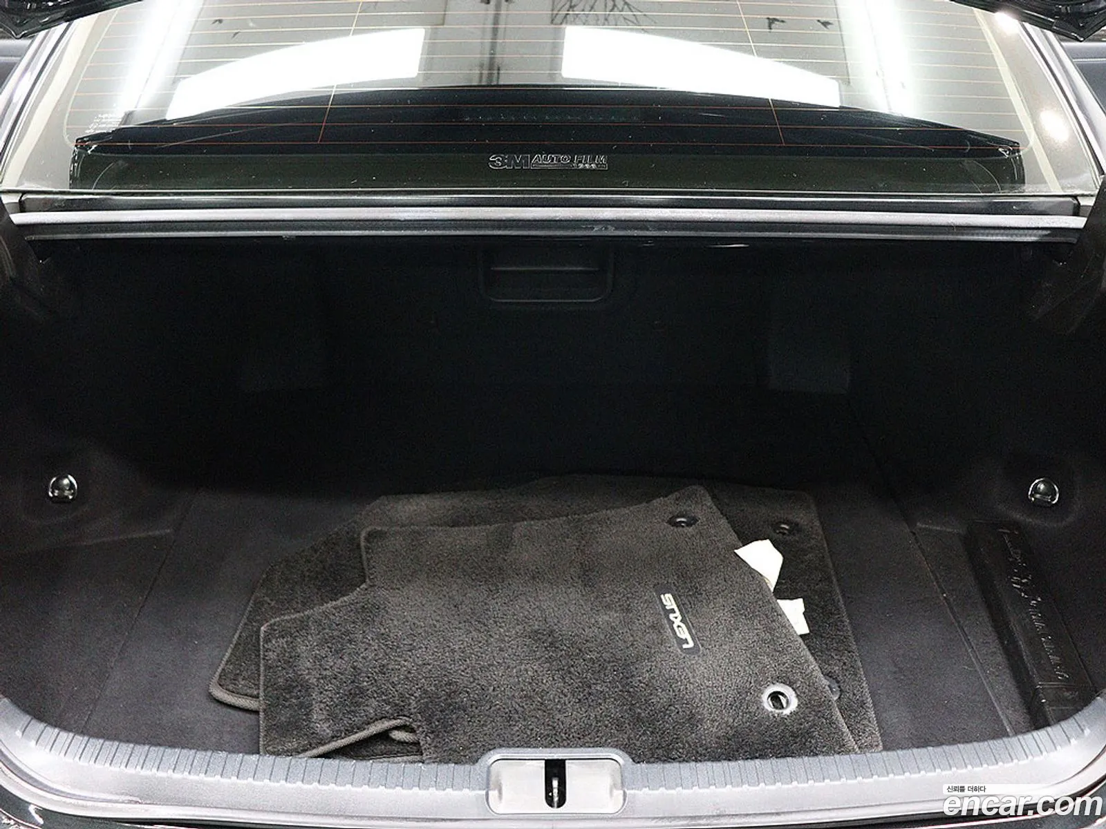 Lexus ES300h 7th Gen 2021 — 12