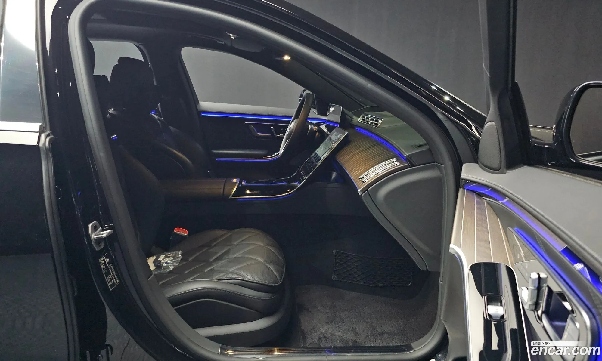 Mercedes-Benz S-Class W223 2023 — 18