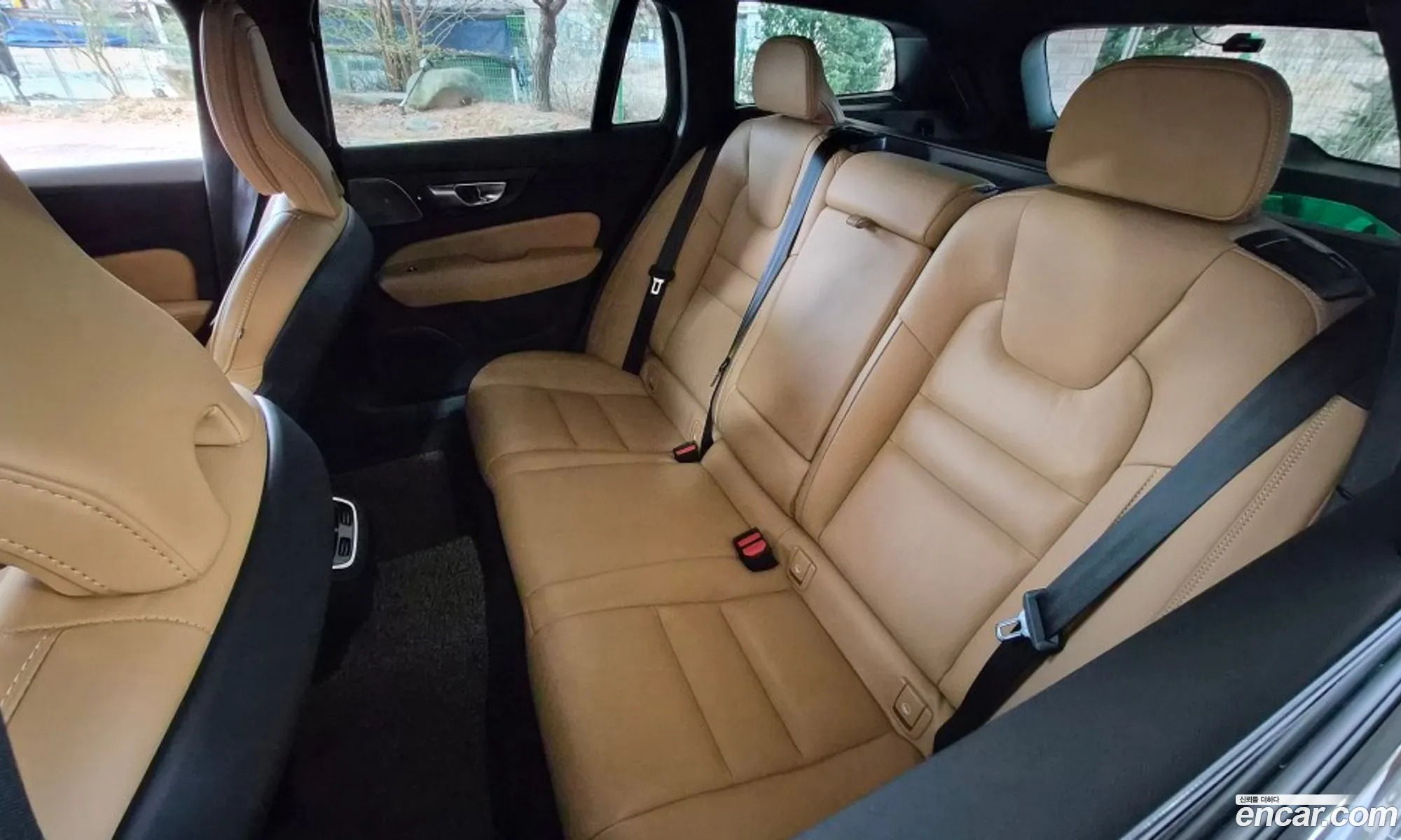 Volvo V60 Cross Country 2023 — 3