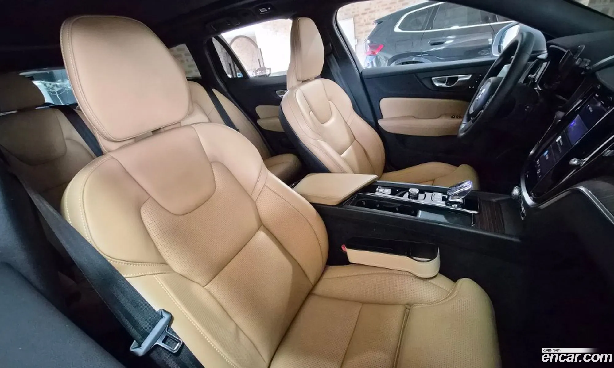 Volvo V60 Cross Country 2023 — 5