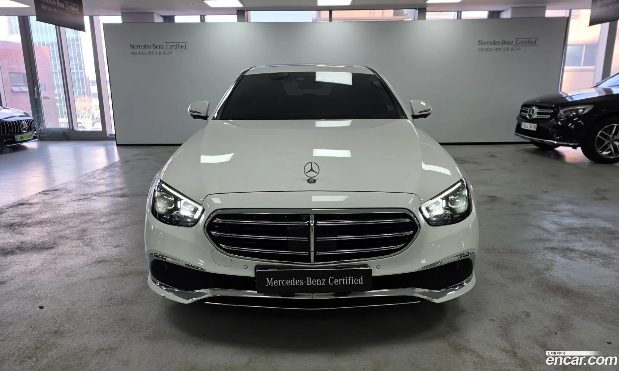 Mercedes-Benz E-Class W213 2023 — 17
