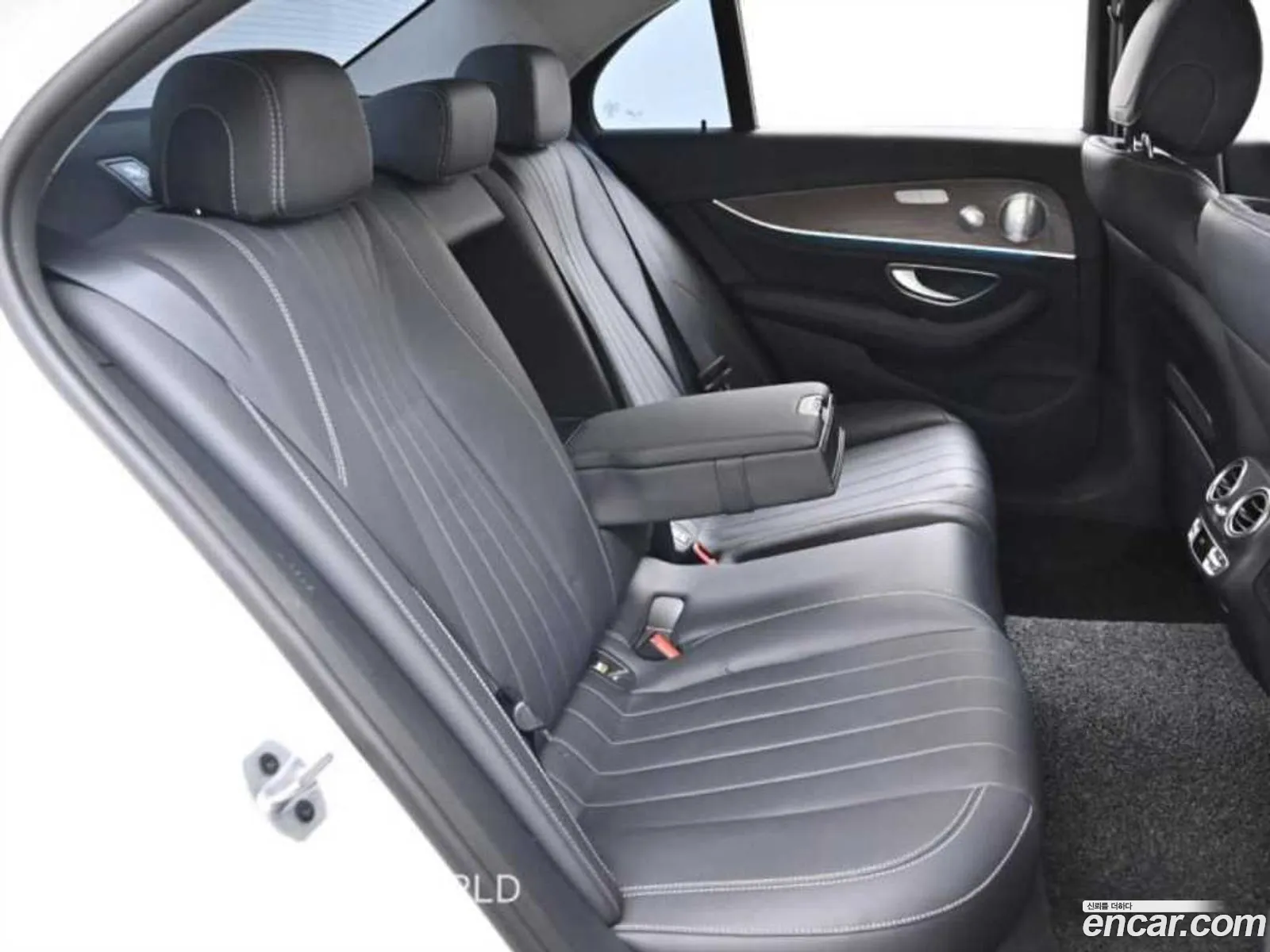Mercedes-Benz E-Class W213 2020 — 11