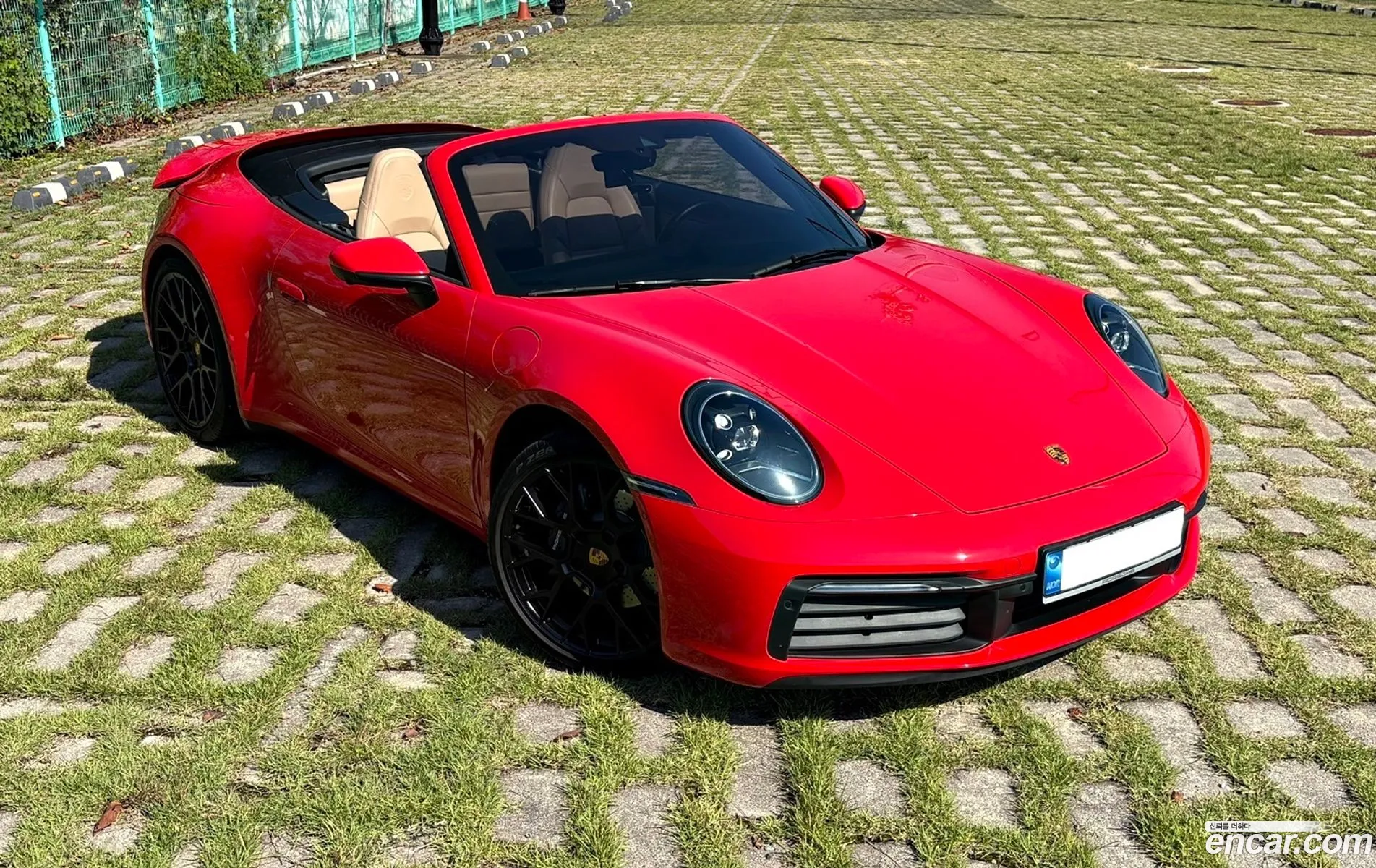 Porsche 911 2022 — 19