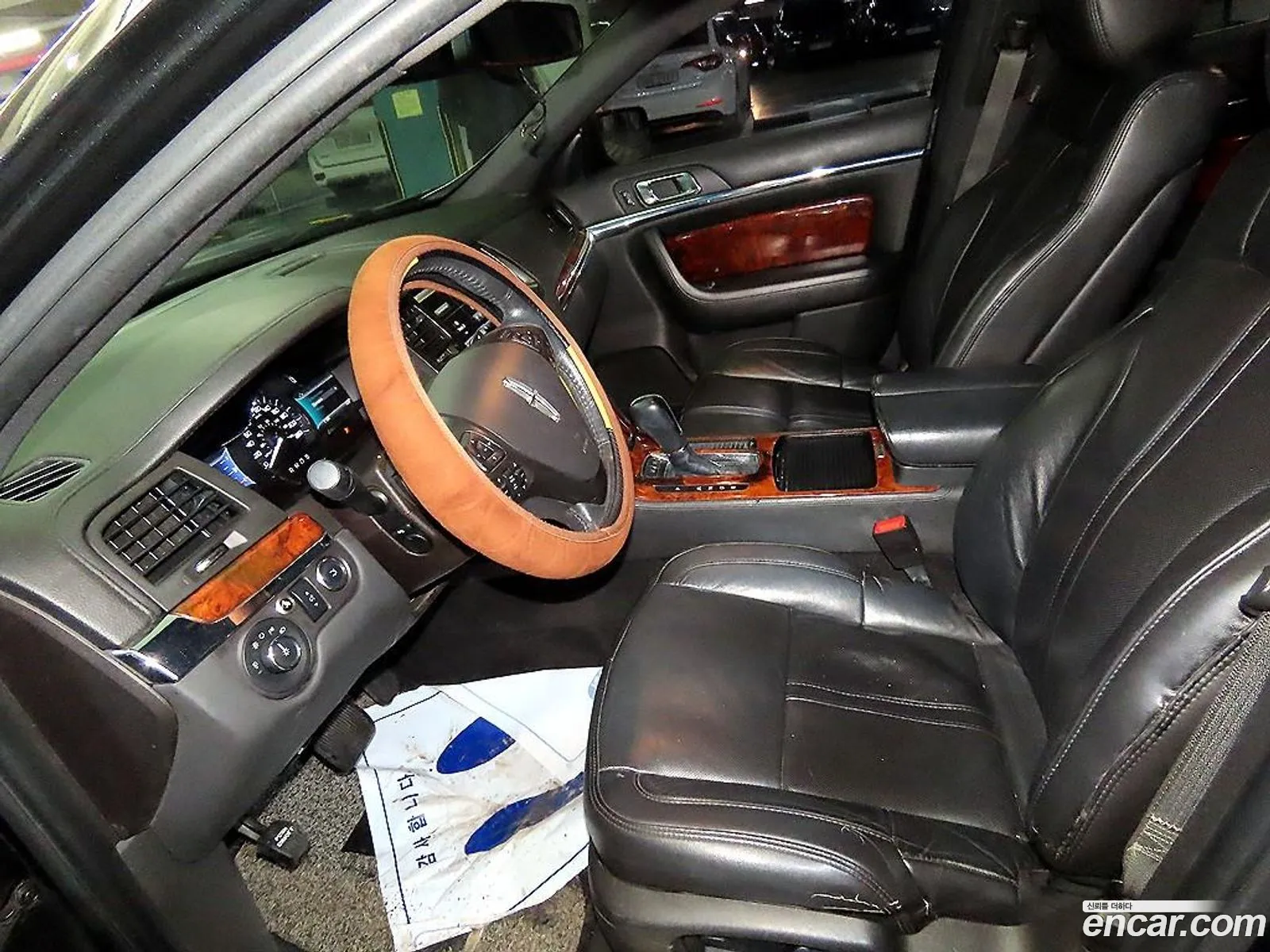 Lincoln MKS 2015 — 11