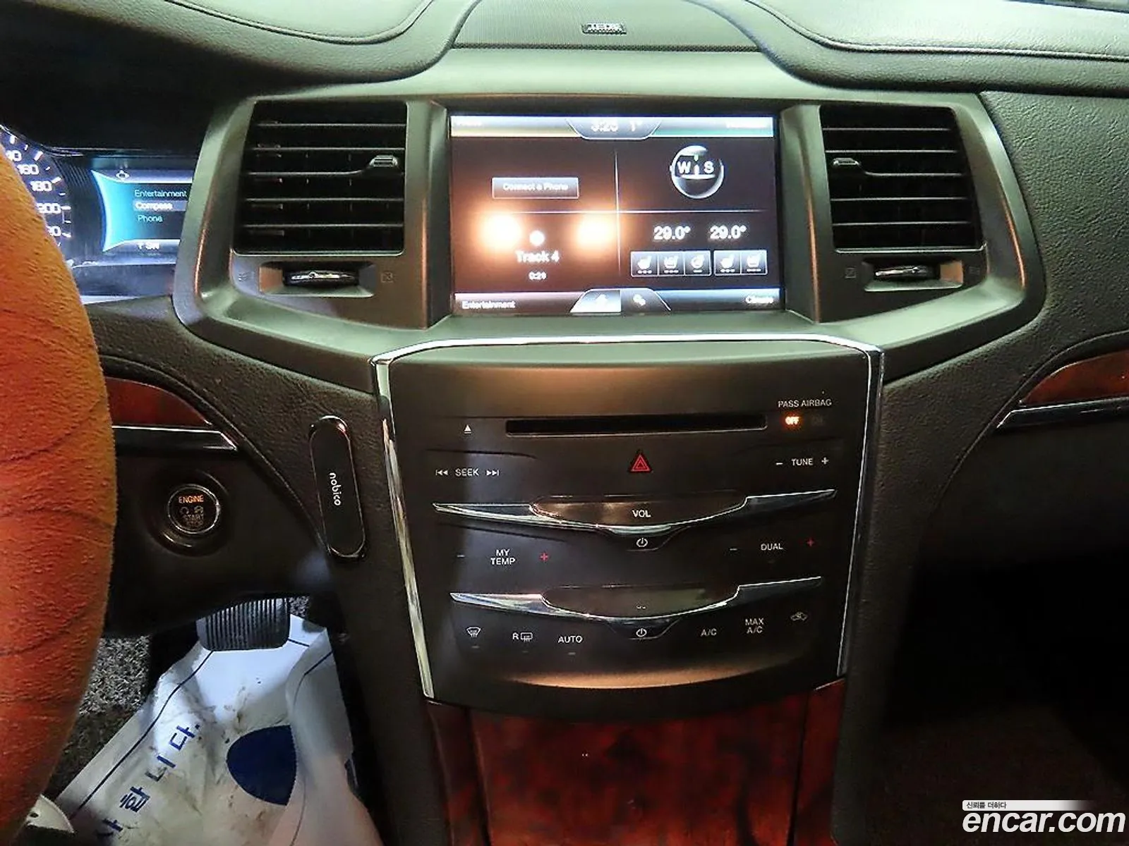 Lincoln MKS