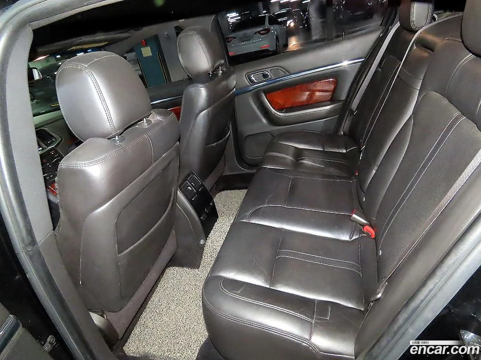 Lincoln MKS 2015 — 13