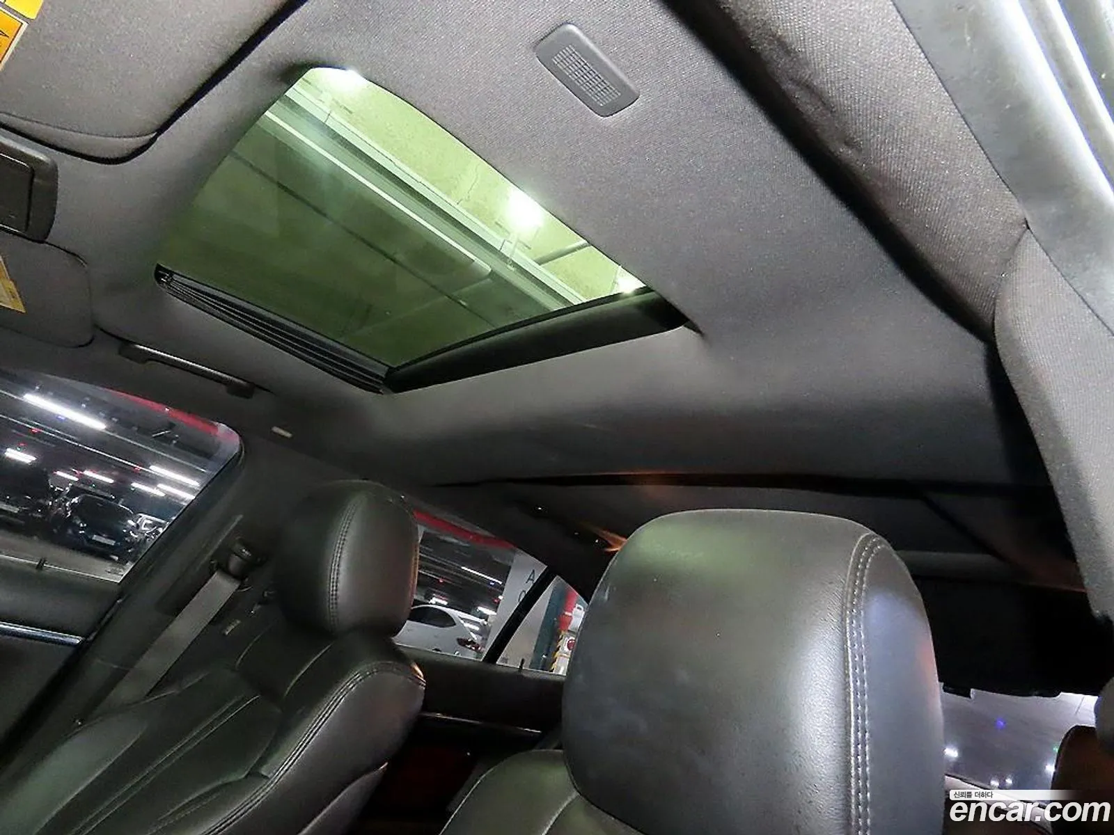 Lincoln MKS 2015 — 17