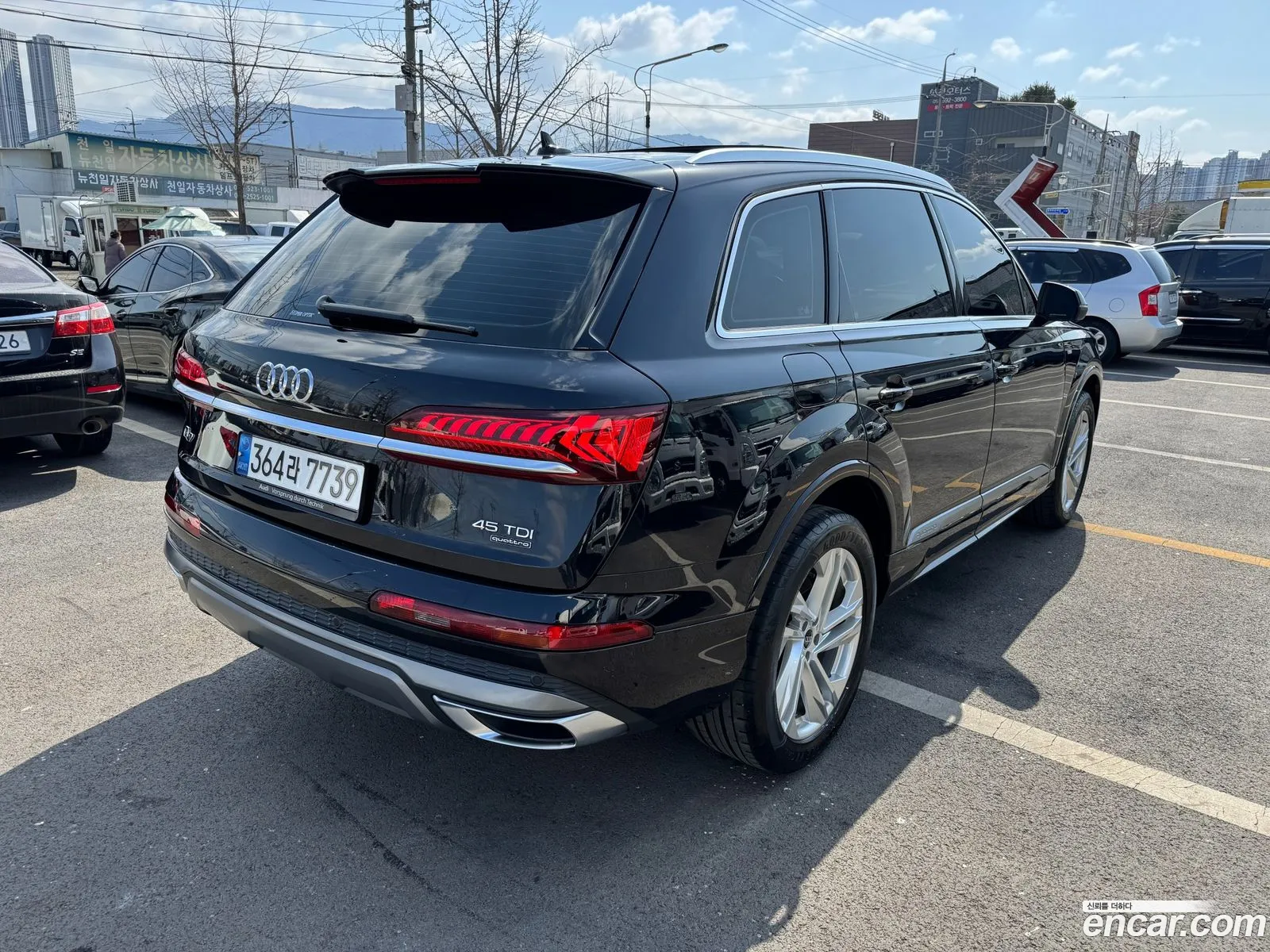 Audi Q7 2021 — 3