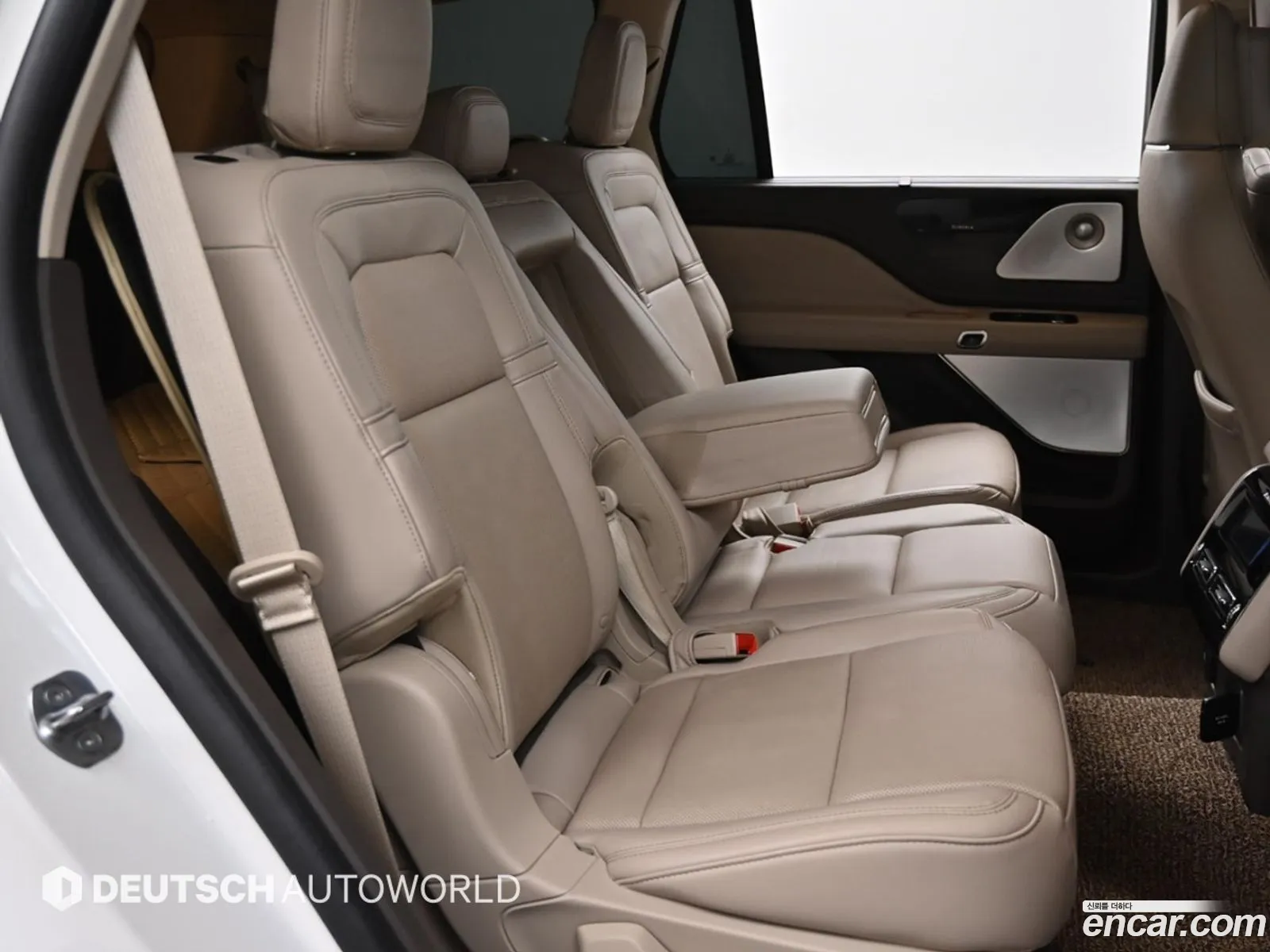 Lincoln Aviator 2023 — 12