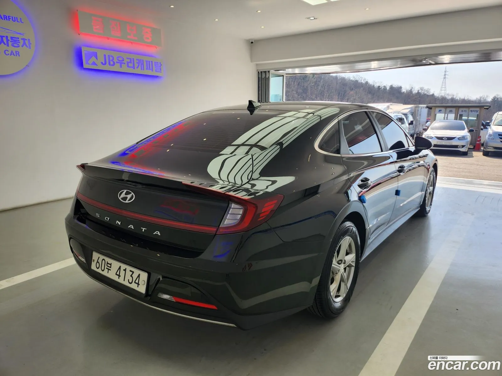 Hyundai Sonata 2019 — 16