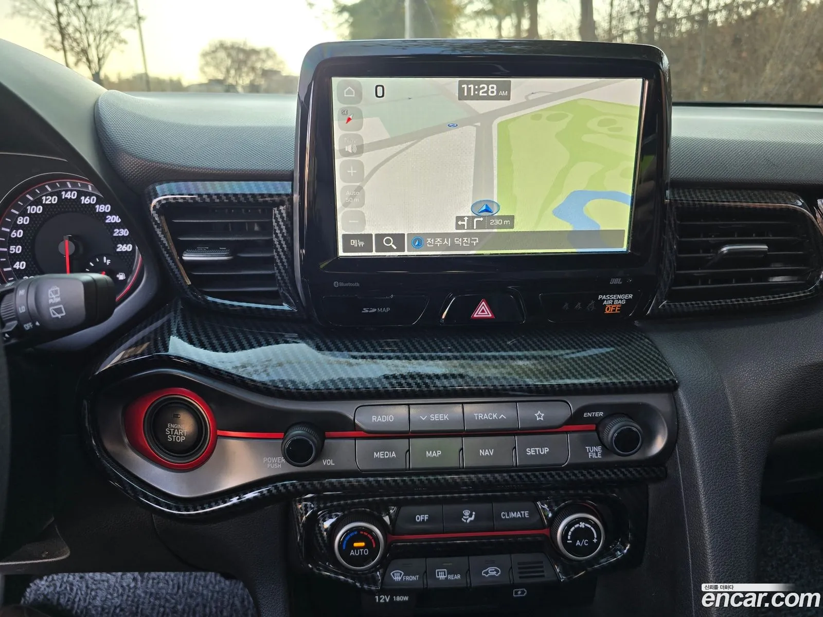 Hyundai Veloster 2018 — 3