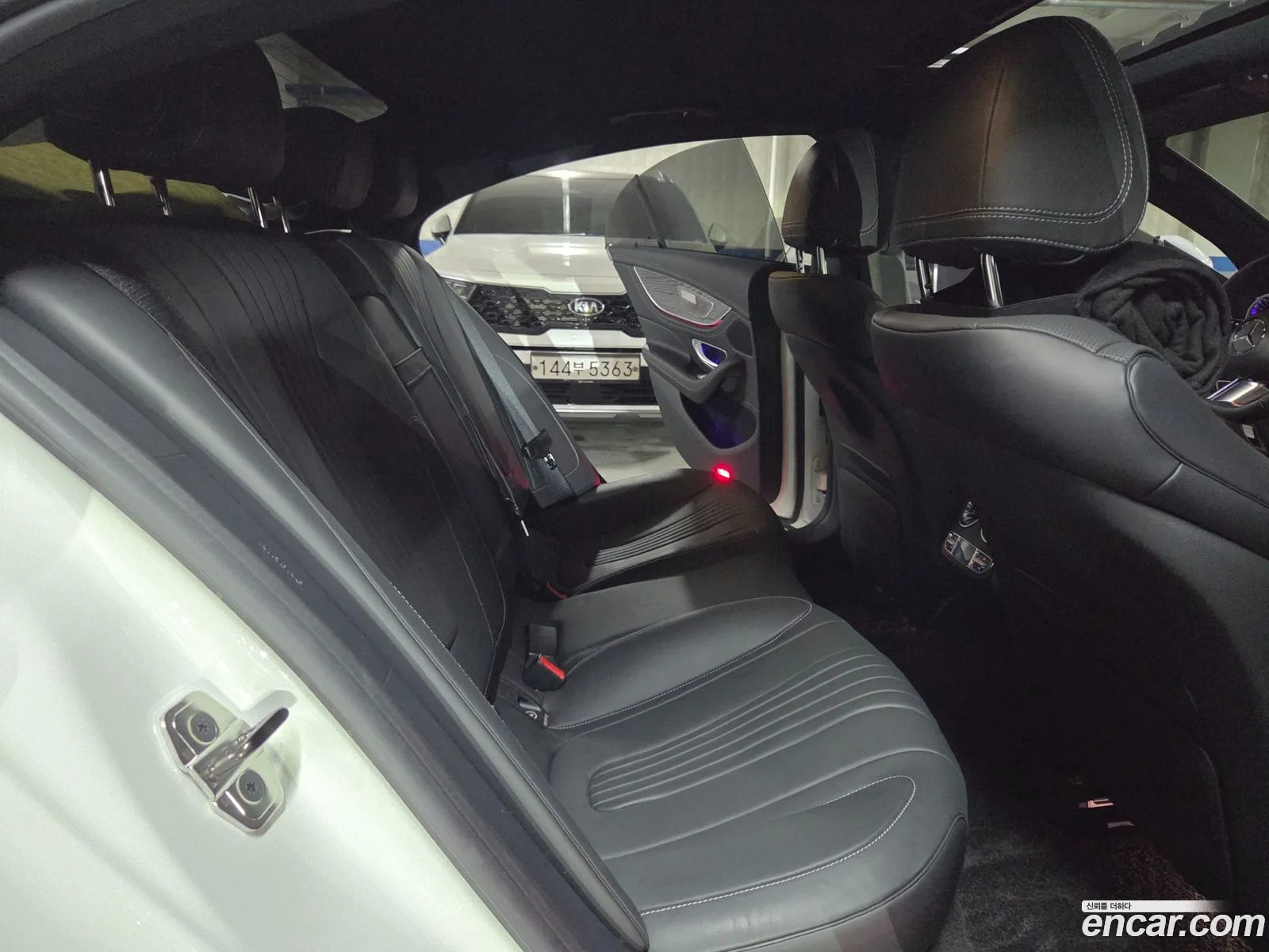 Mercedes-Benz CLS-Class C257 2023 — 13