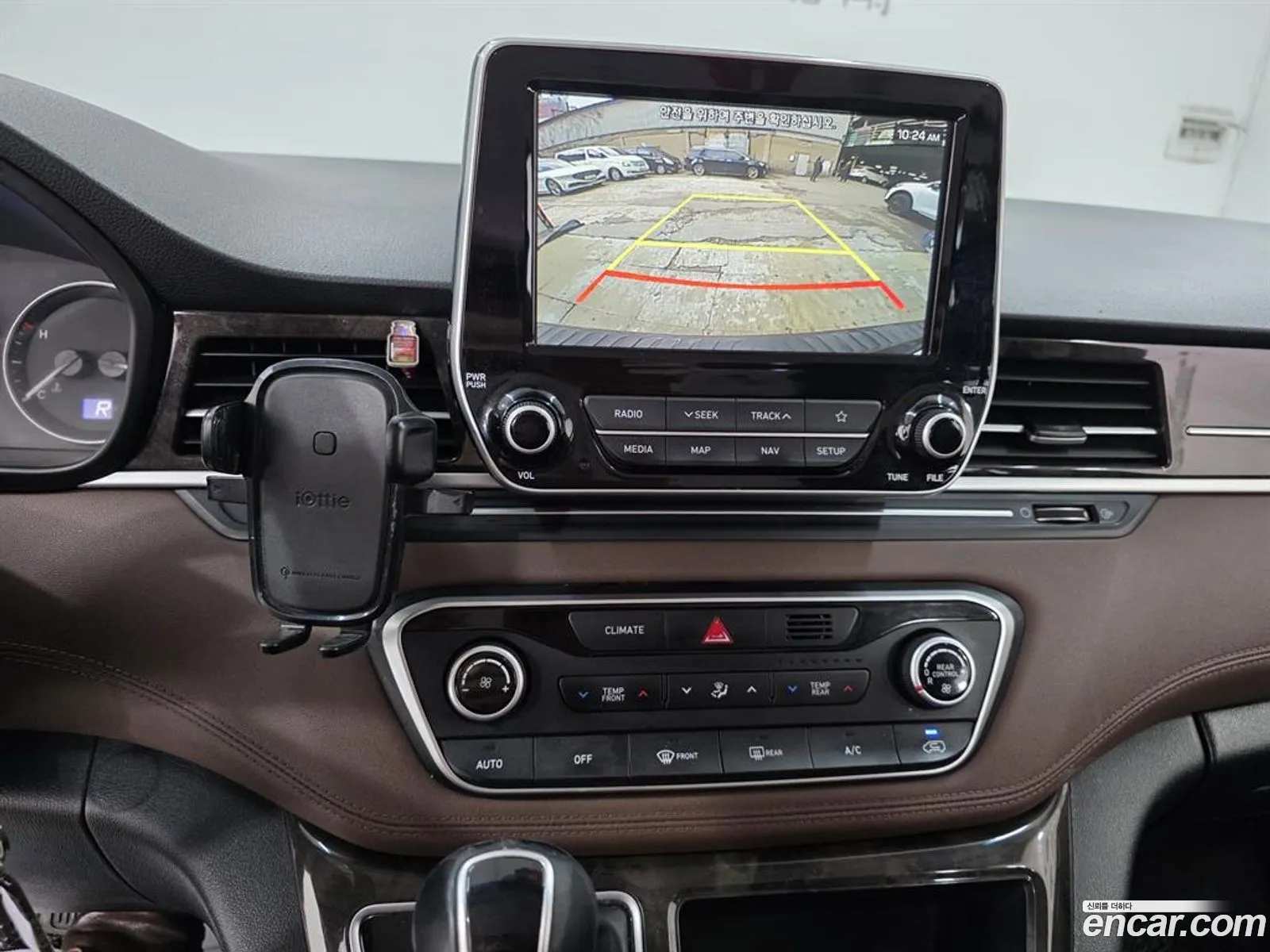 Hyundai Grand Starex 2020 — 11